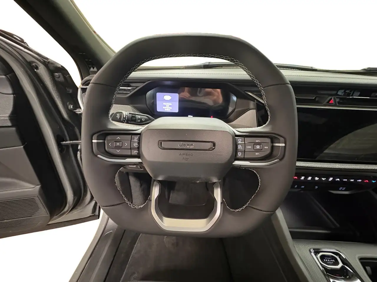 Jeep Cherokee снимка Jeep Cherokee