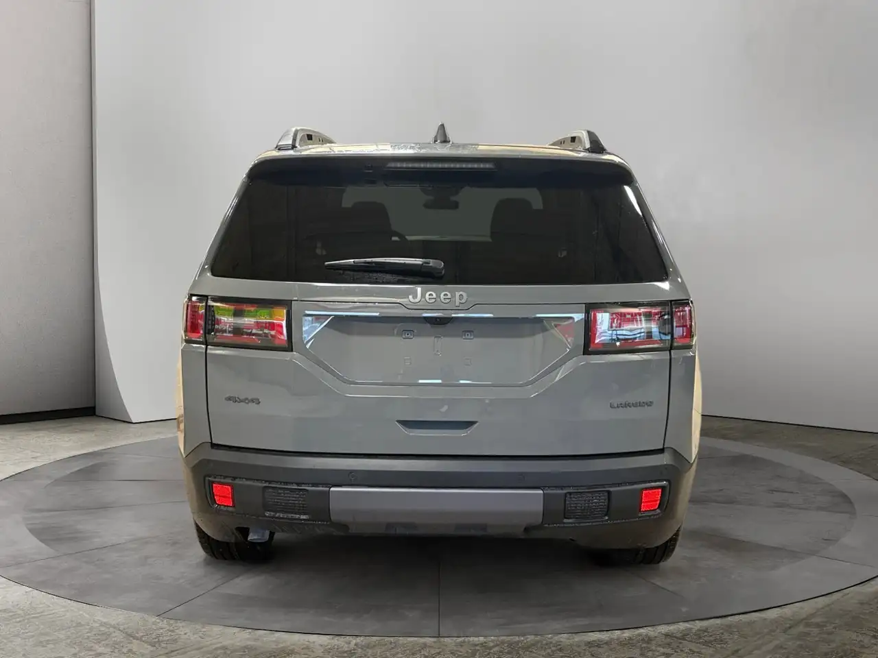 Jeep Cherokee снимка Jeep Cherokee