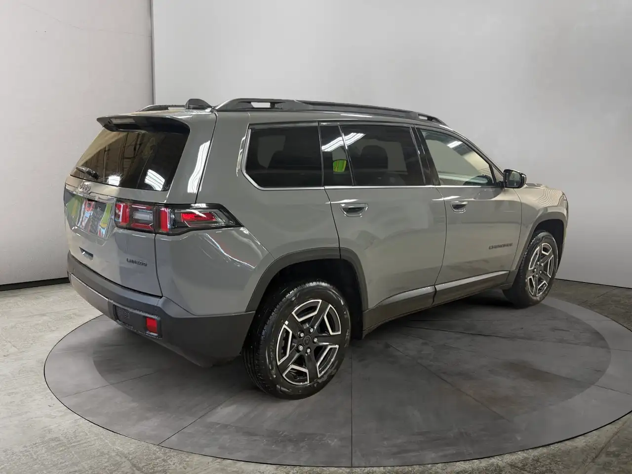 Jeep Cherokee снимка Jeep Cherokee