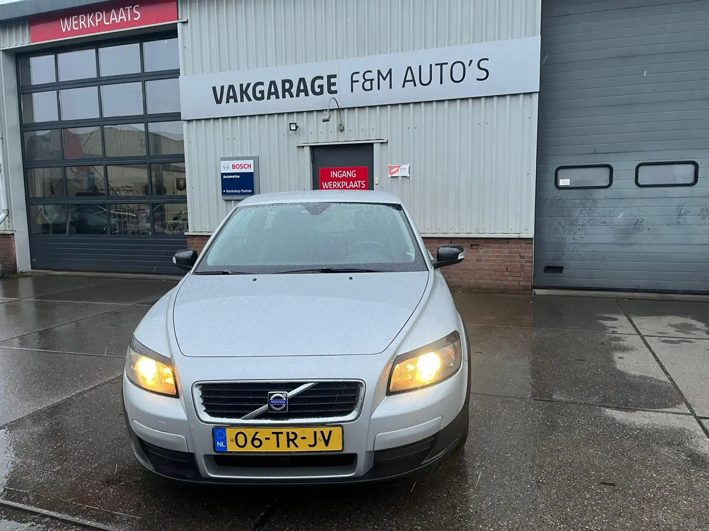 Volvo C30 1.8 Gris - 2