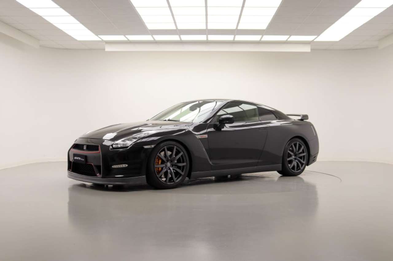 Nissan GT-R 3.8 V6 Black Edition