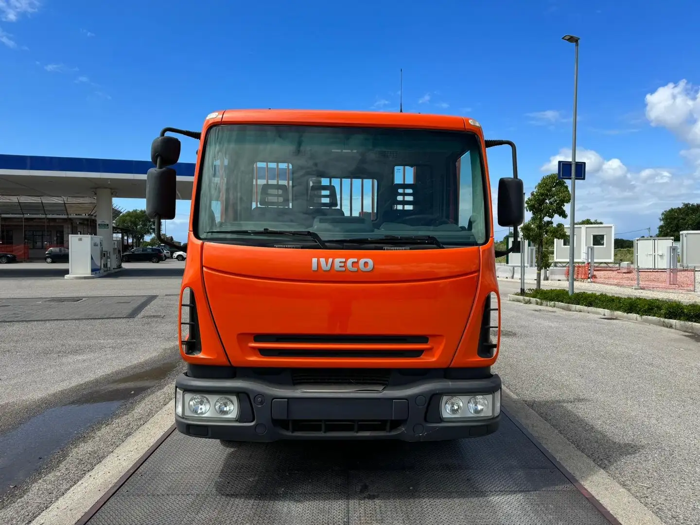 Iveco Eurocargo 75E15 Orange - 1