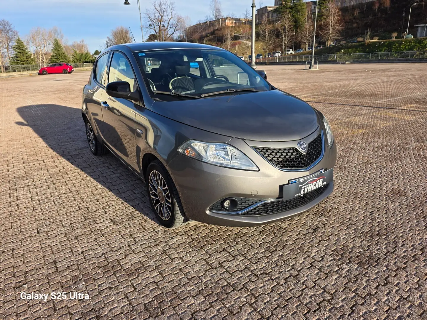 Lancia Ypsilon Ypsilon 1.2 GPL ritiro usato7scambio Grau - 2