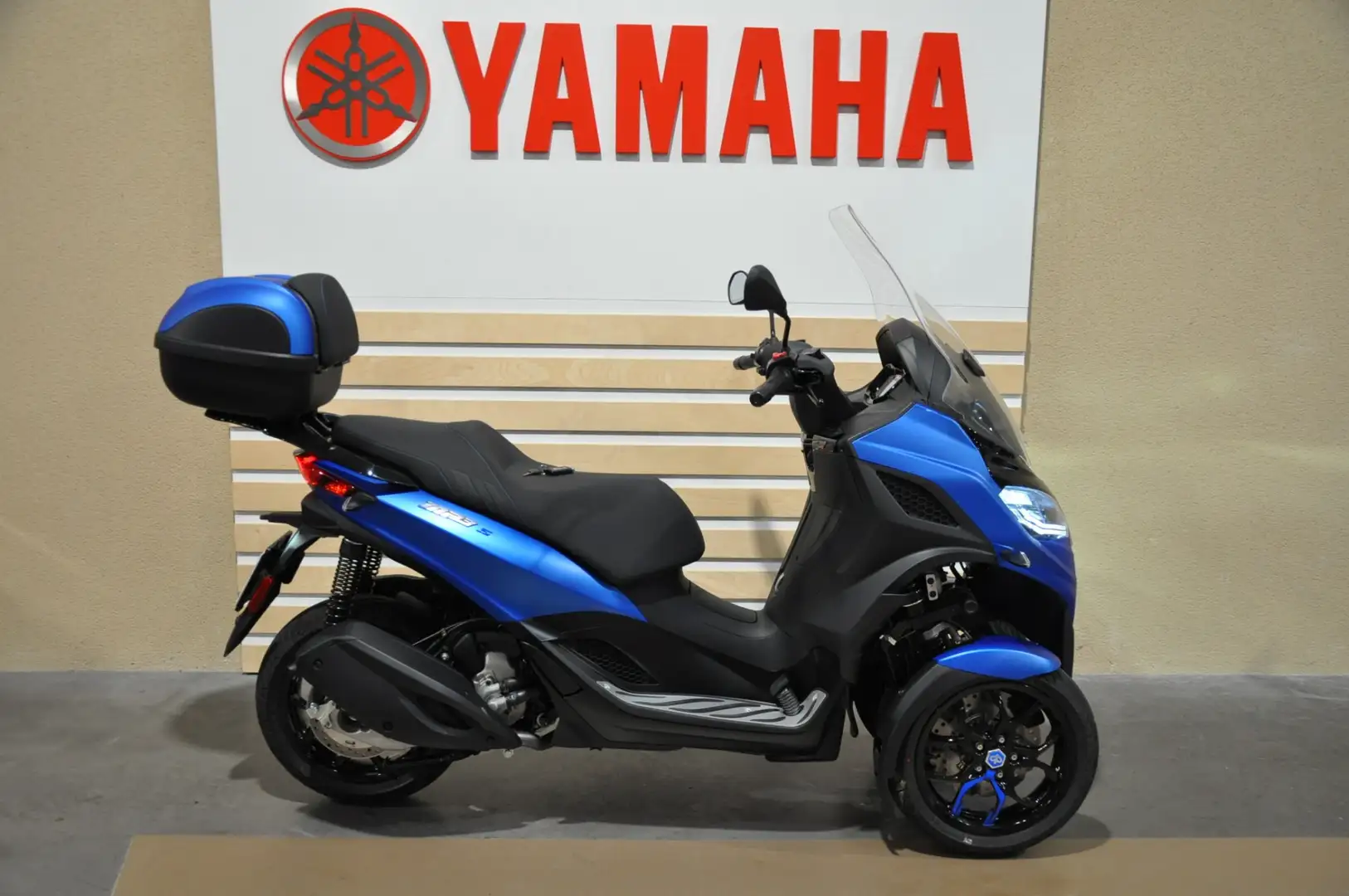 Piaggio Blauw - 1