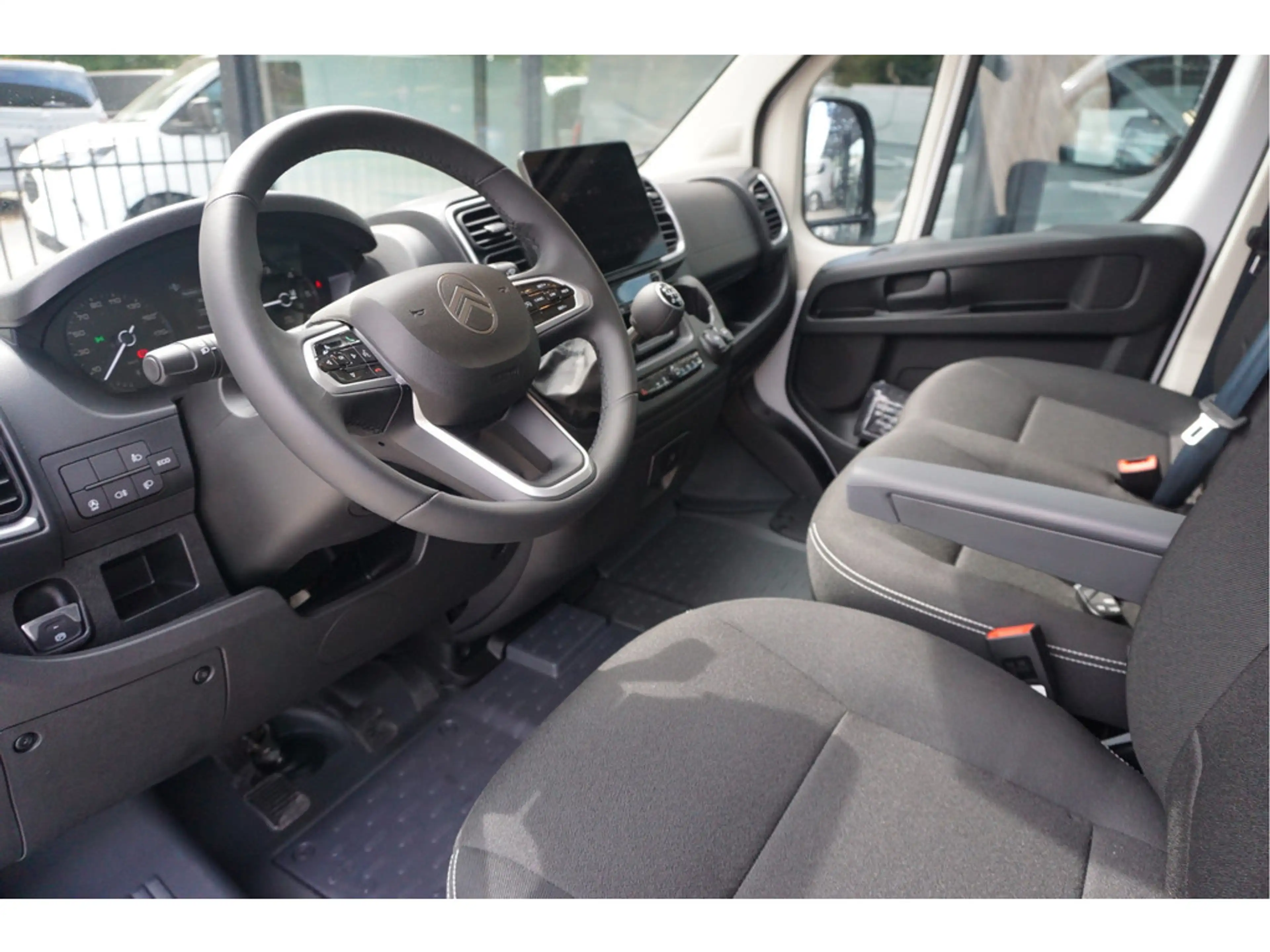 Citroen Jumper 2.2 BlueHDi 140PK L3H2 Climate | Navi | Cruise | C — photo 22