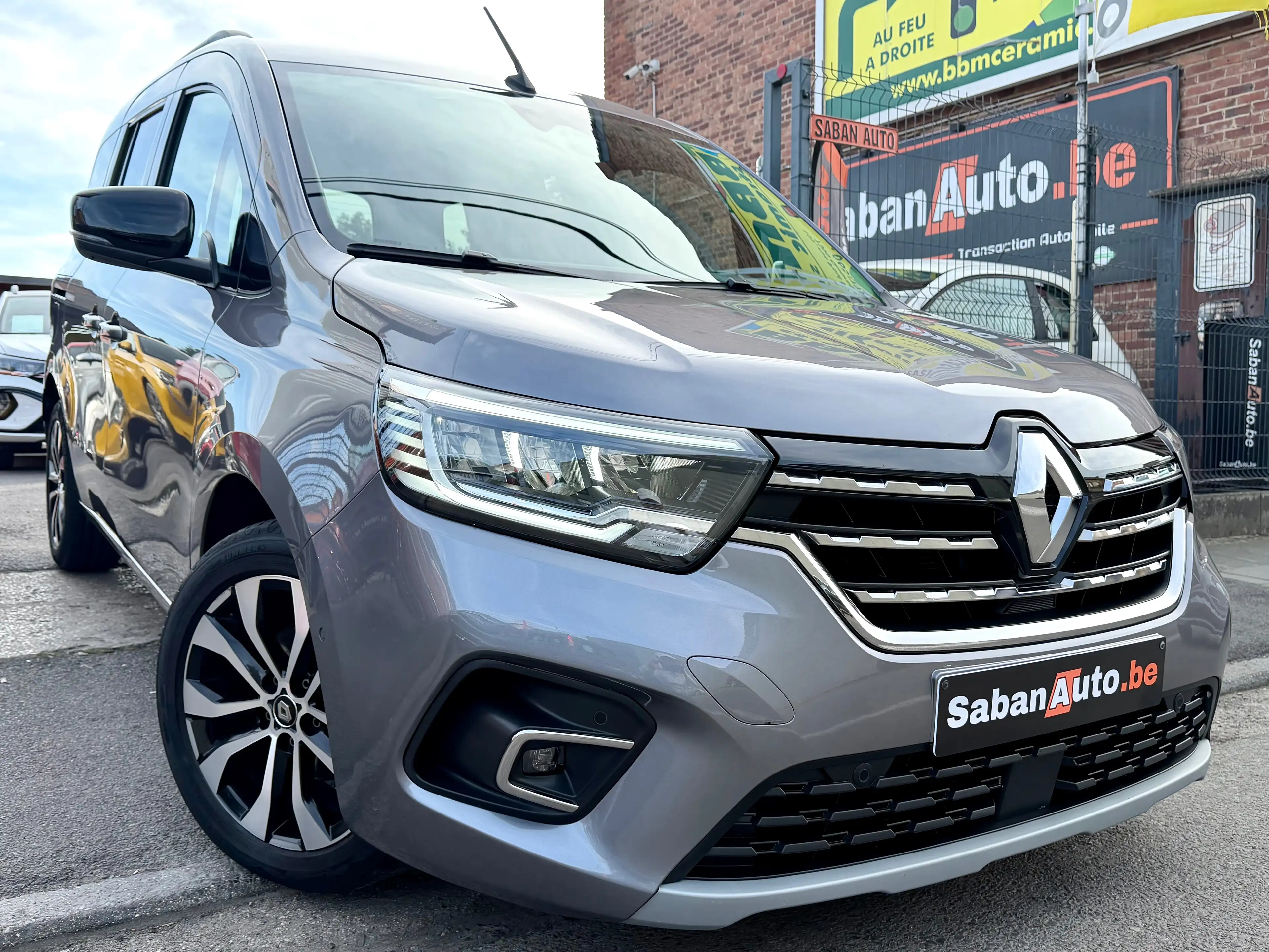 Renault Kangoo Kangoo 1.5 Blue dCi ° FULL LED ° NAVI ° CAMERA ° CUIR ° GARANTI 12 MOIS !!! — photo 5