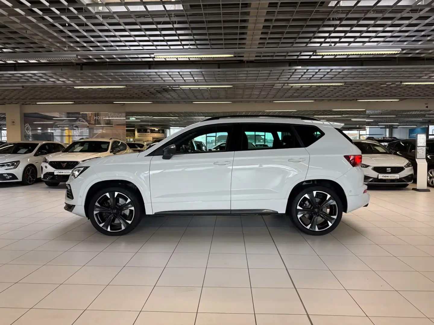 CUPRA Ateca VZ 4Drive Klima Navi Rückfahrkamera Sitzheizung Weiß - 2