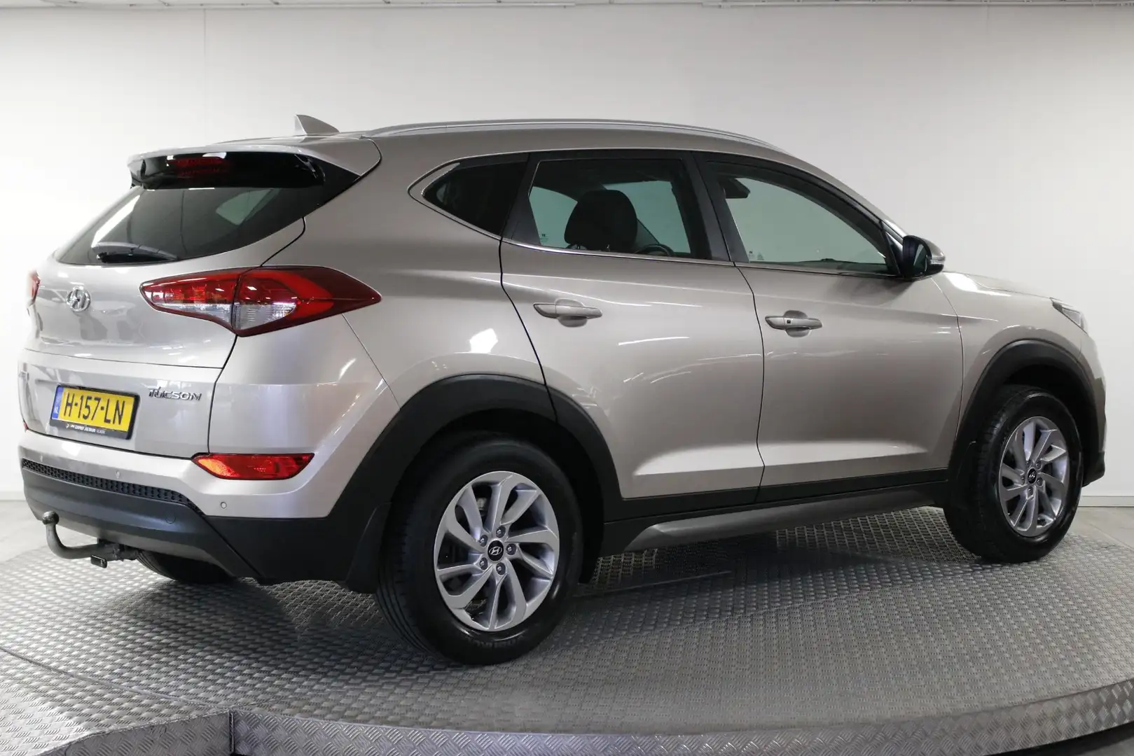 Hyundai TUCSON 1.6 GDi Comfort Clima | Stoelverw. | Trekhaak | Ca Braun - 2