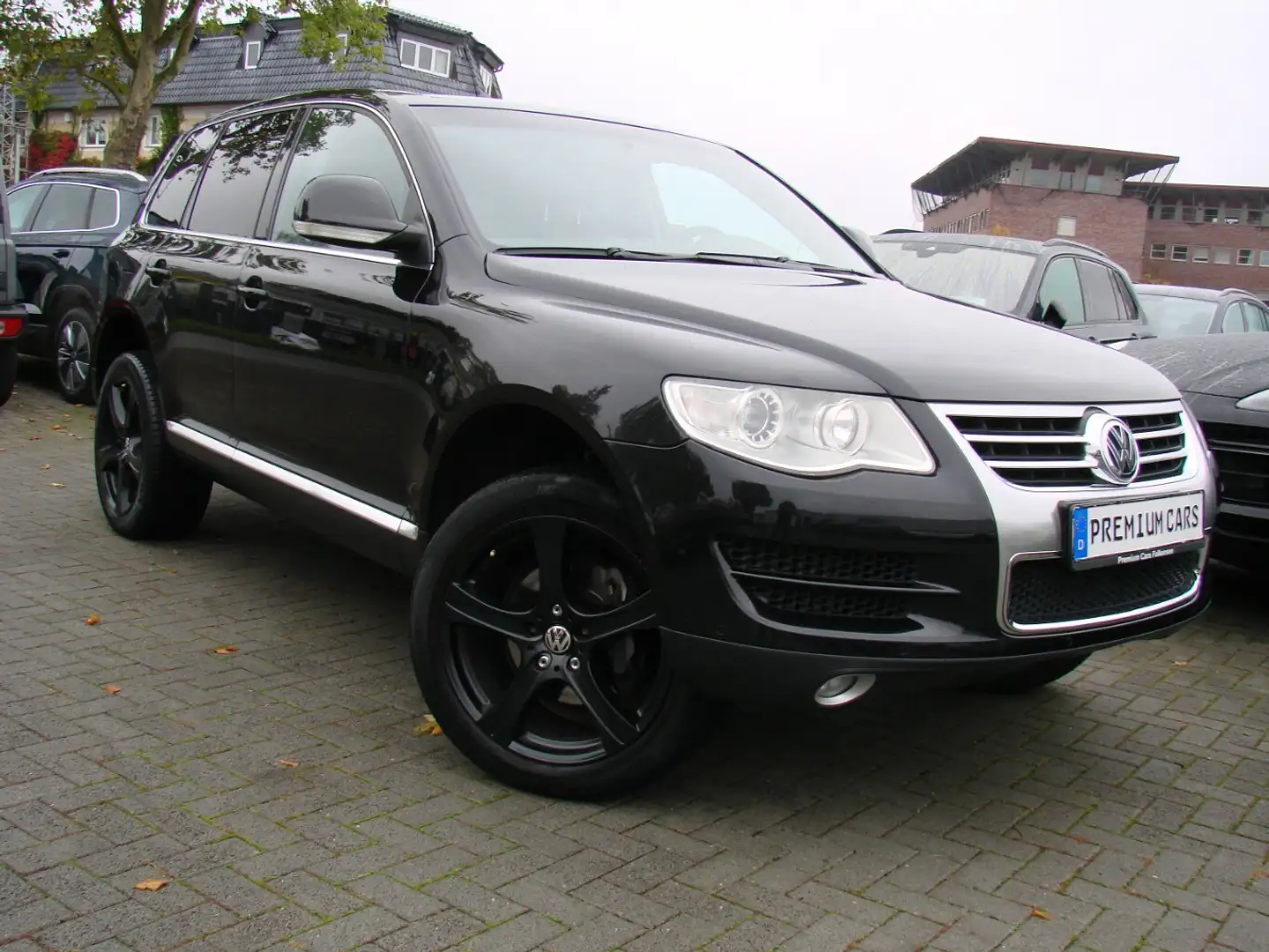 Volkswagen Touareg 3,0TDI Leder 20" Multimedia AHK Zwart - 1