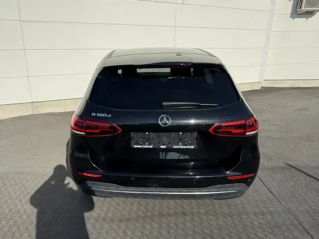 Mercedes-Benz B Class view 6