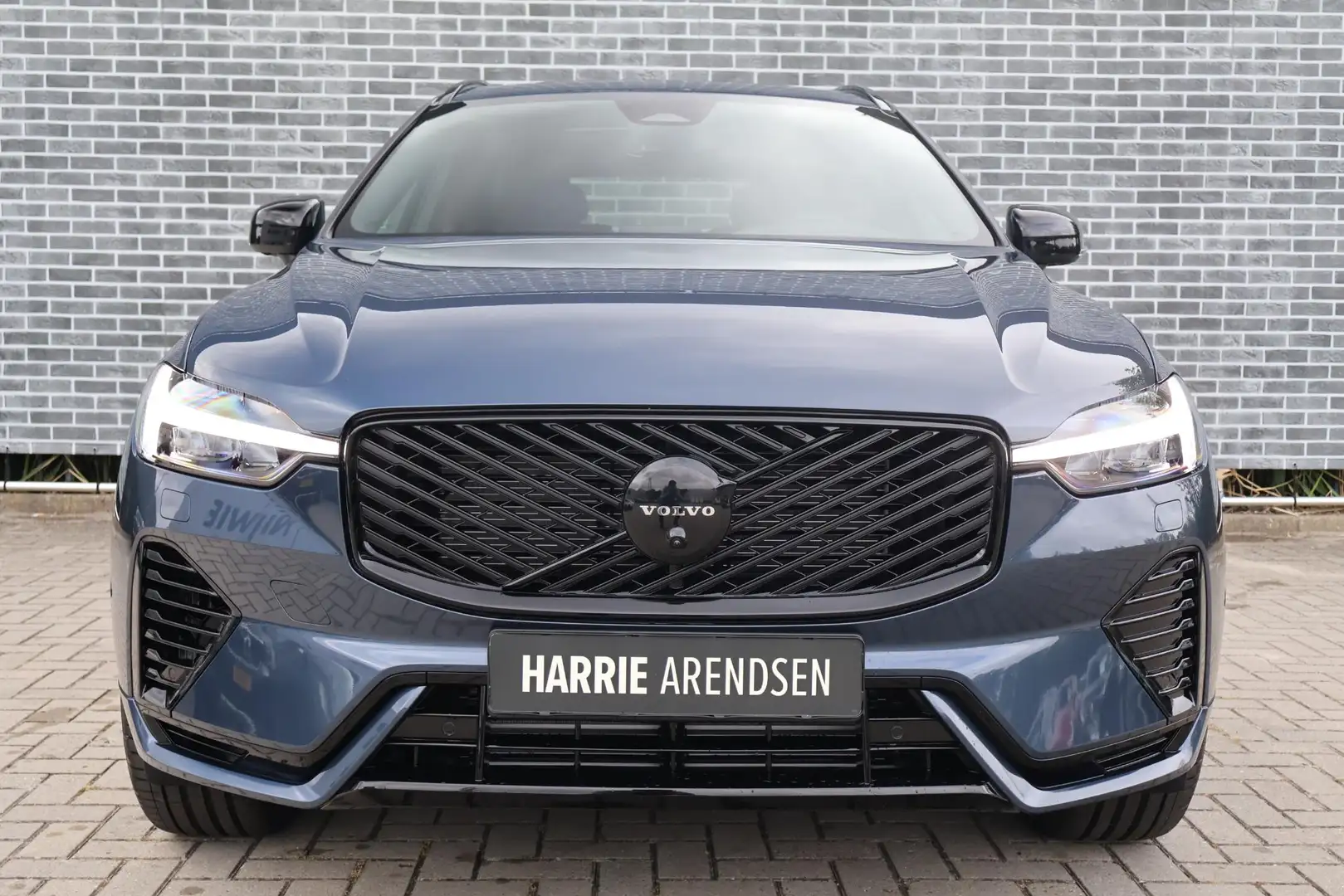 Volvo XC60 2.0 T6 Plug-in hybrid AWD Ultra Black Edition | He - 2