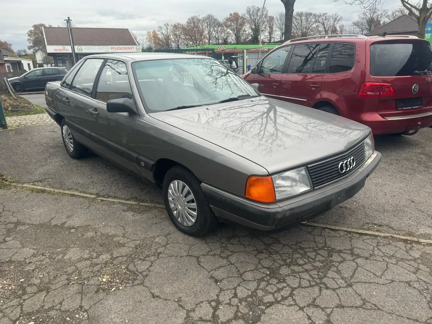 Audi 100 CD Grau - 2
