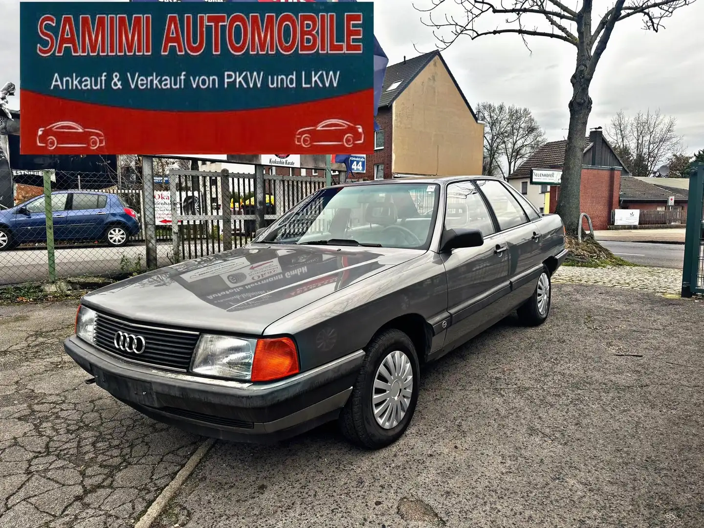 Audi 100 CD Grau - 1