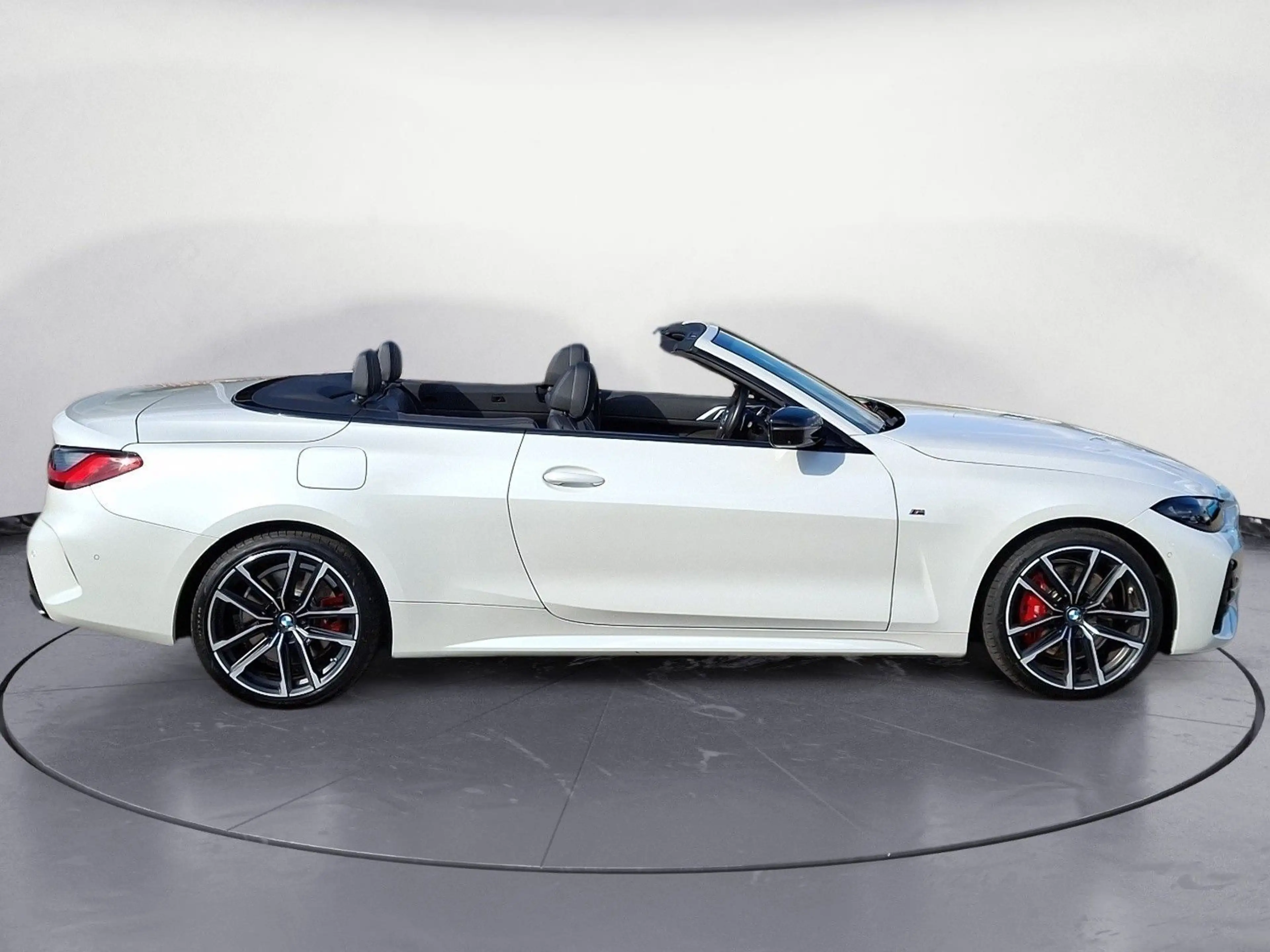 BMW M4 i xDrive Cabrio M SPORT AHK PRO Driving Assi — photo 7