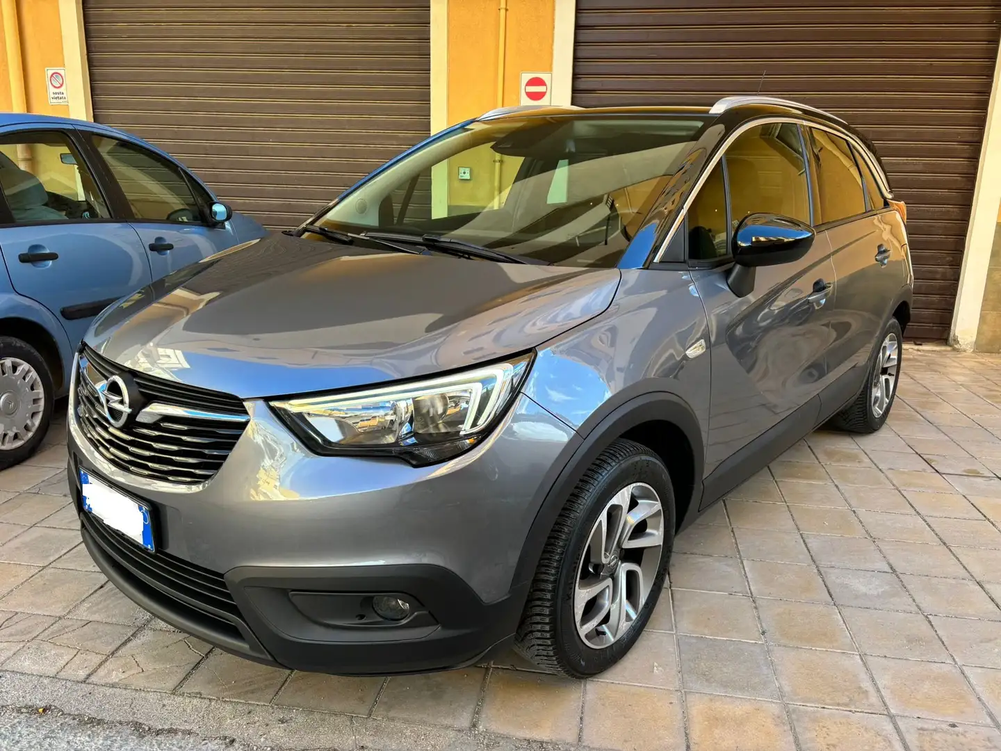 Opel Crossland X Crossland X 1.6 ecotec Innovation s Grigio - 1