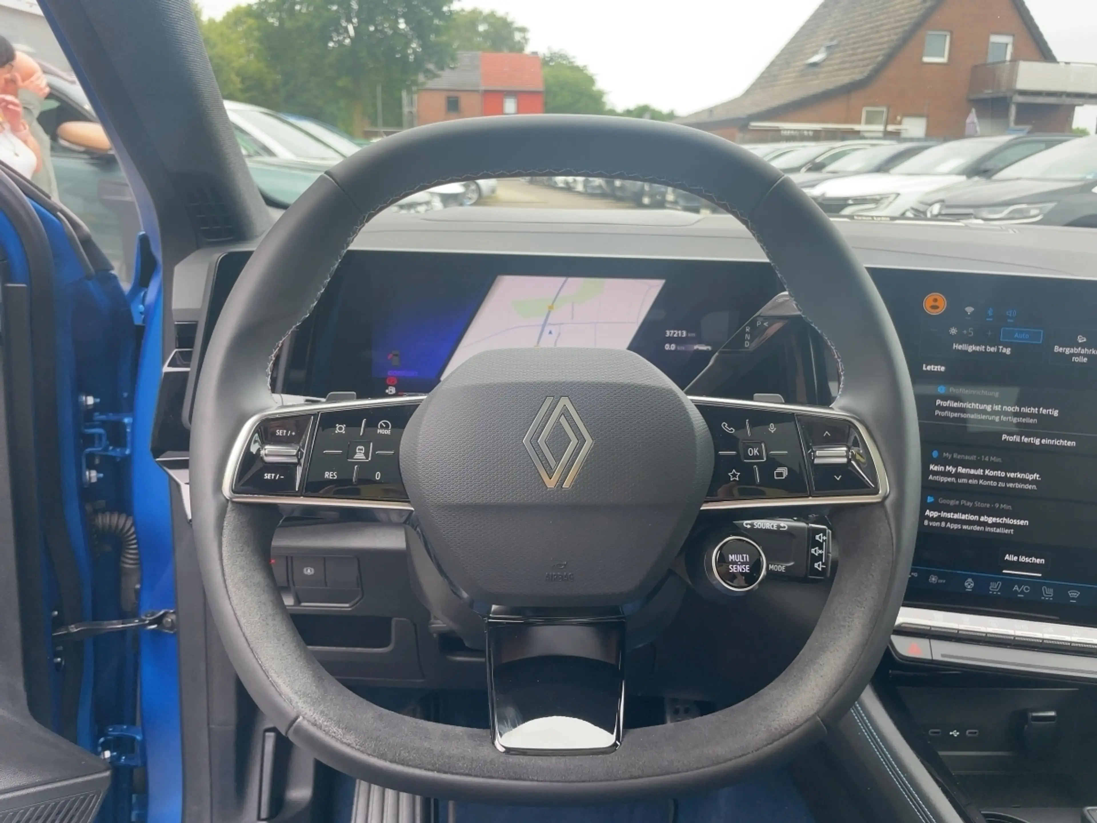 Renault Rafale Atelier Alpine Plug-in 300 4x4 PANO+MATT — photo 10
