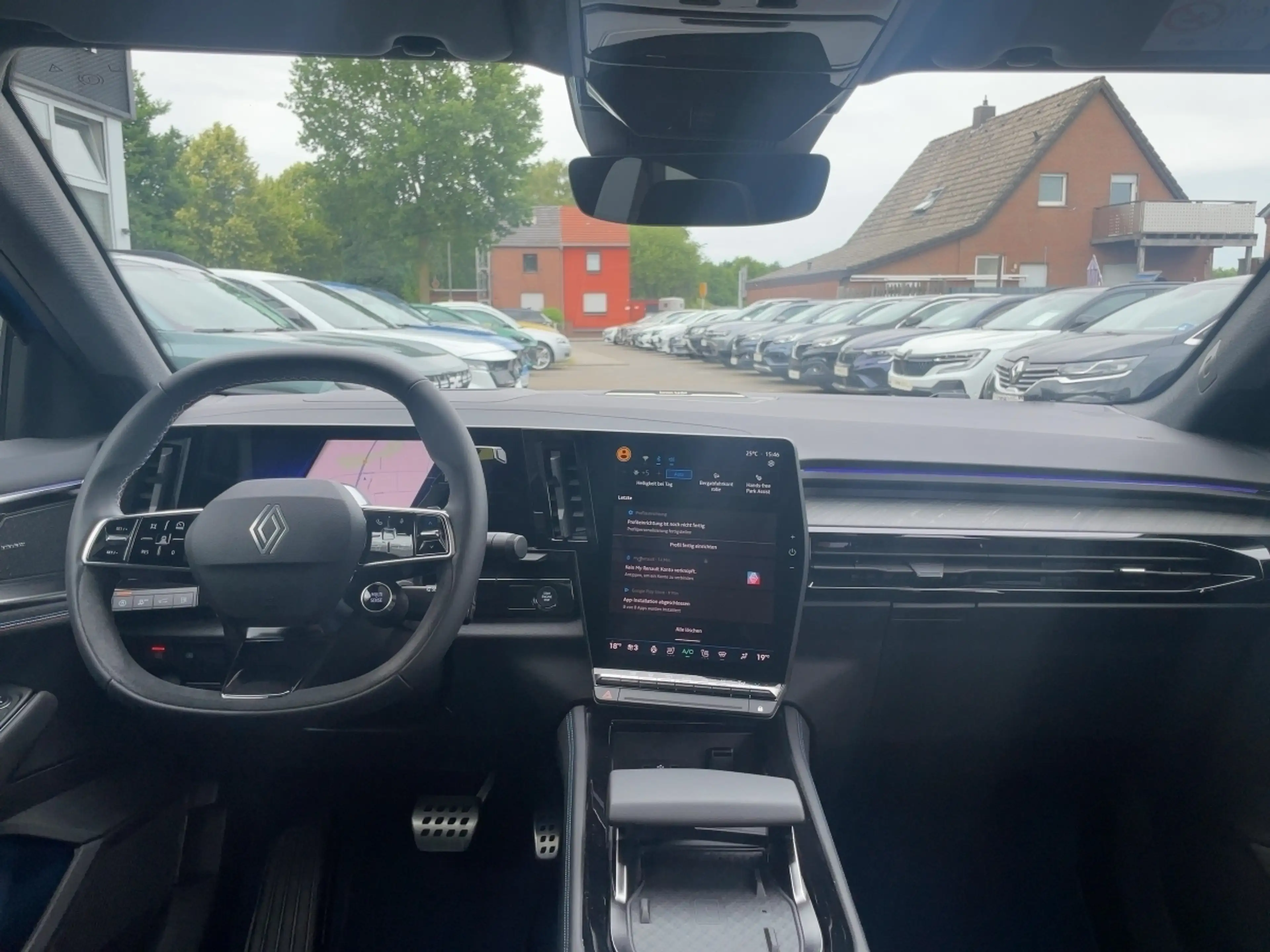 Renault Rafale Atelier Alpine Plug-in 300 4x4 PANO+MATT — photo 9