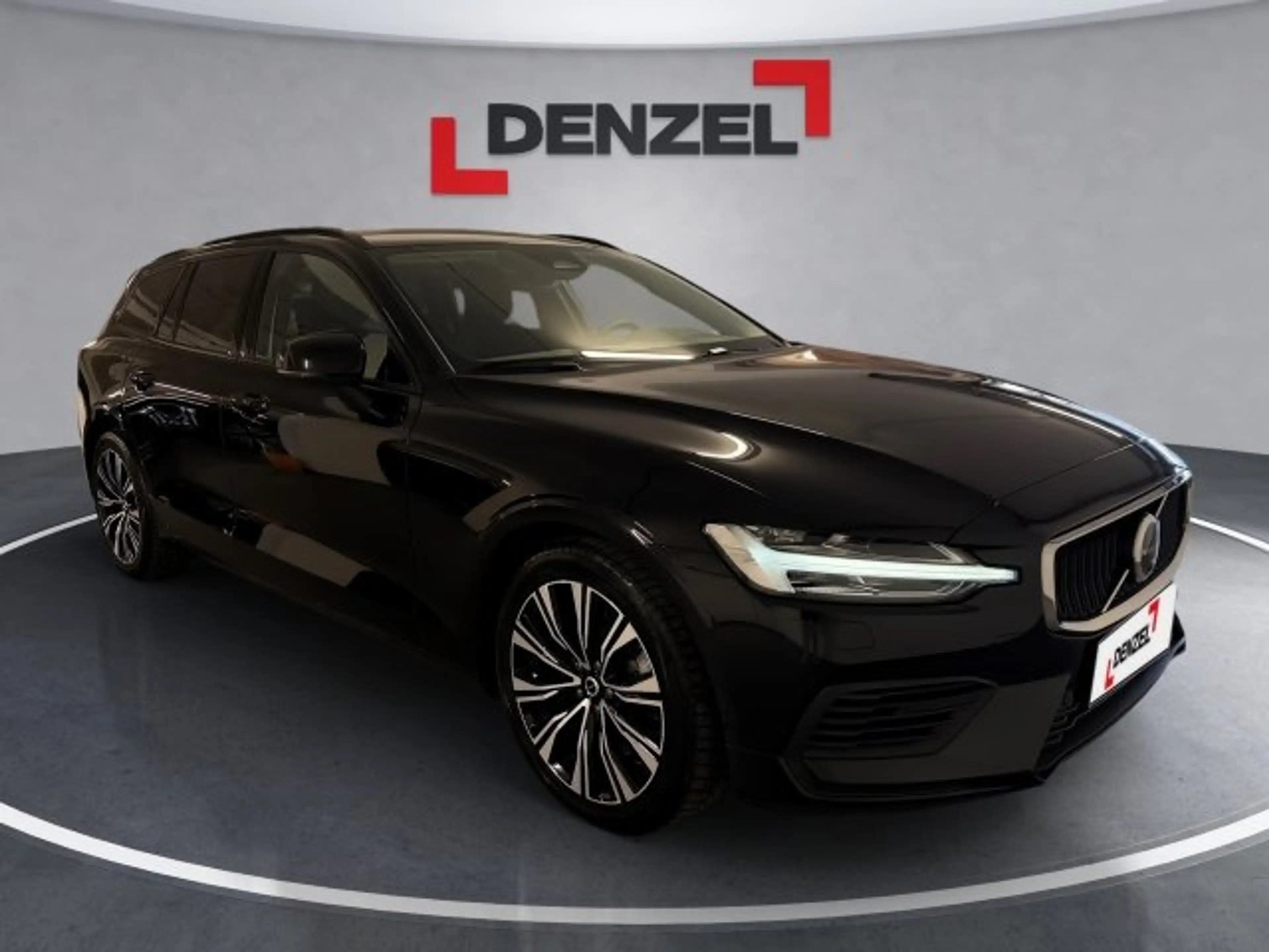 Volvo V60 T6 PHEV Core AWD — photo 6