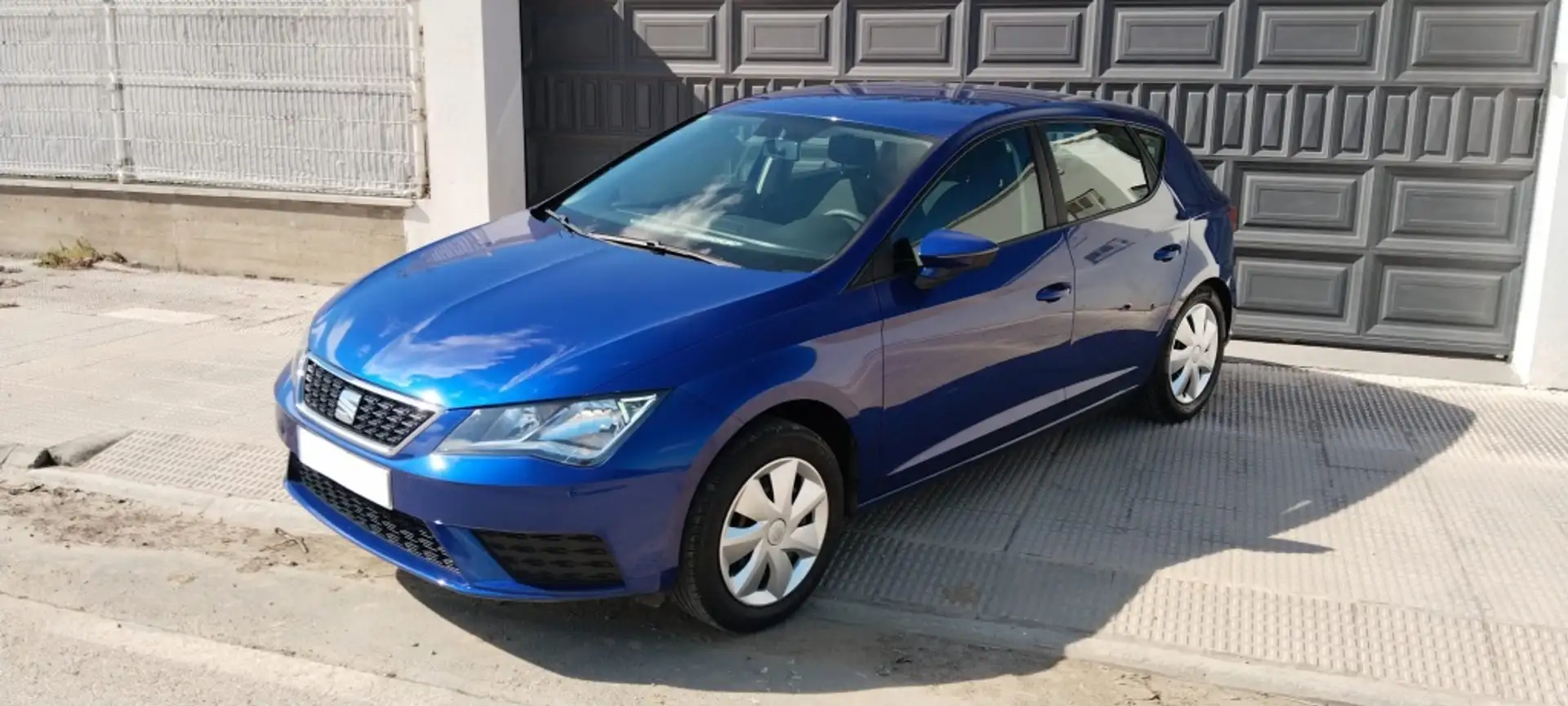 SEAT Leon 1.2 TSI S&S Reference 110 Azul - 2