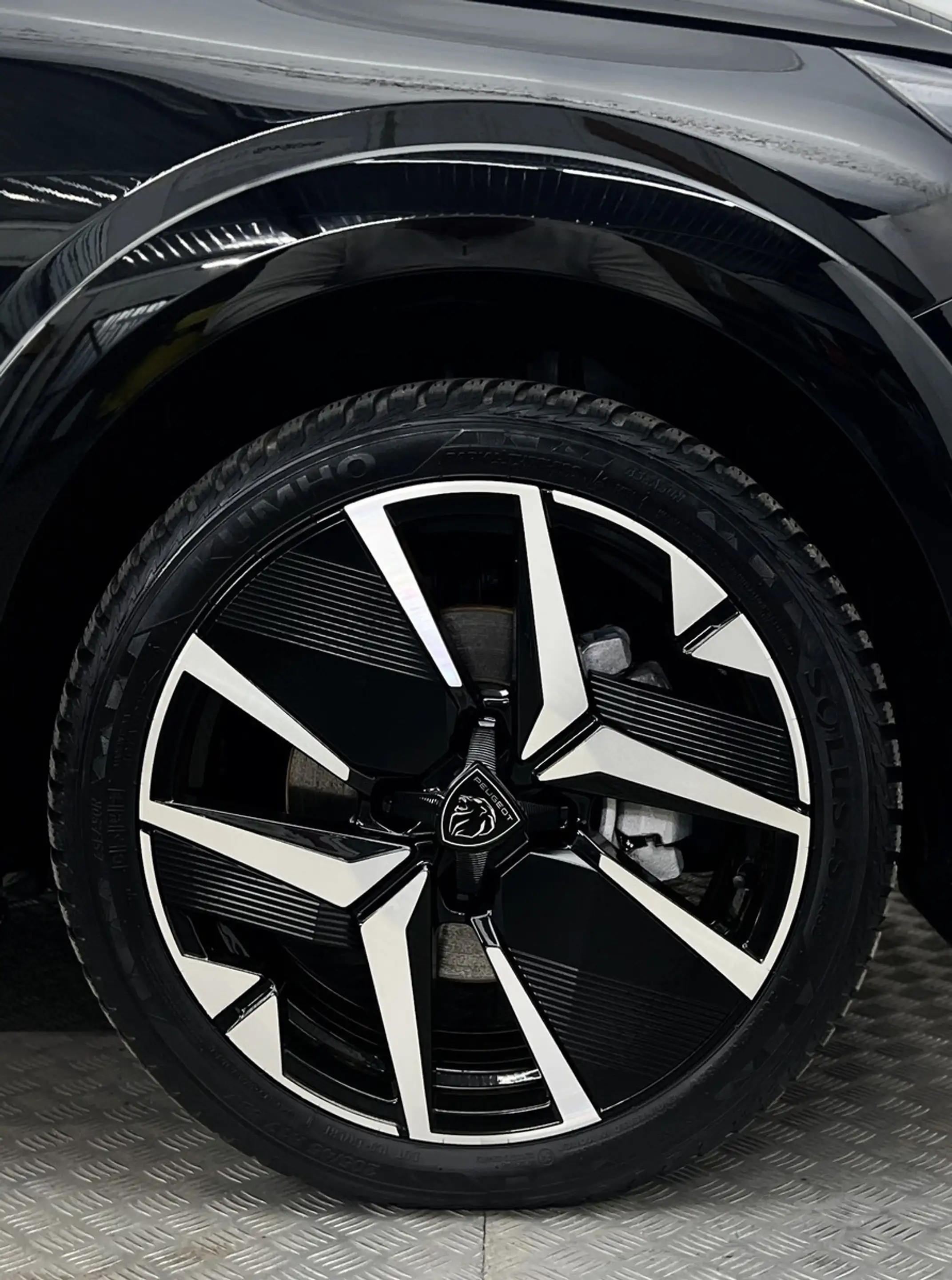 Peugeot e-208 156 GT WÄRMEPUMPE+ACC+MASSAGE+360+KEYLESS+ — photo 10