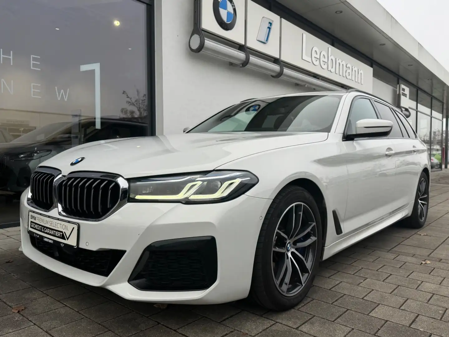 BMW 540 d xDrive Tour. M-Sport AHK 2 JAHRE GARANTIE Blanco - 2