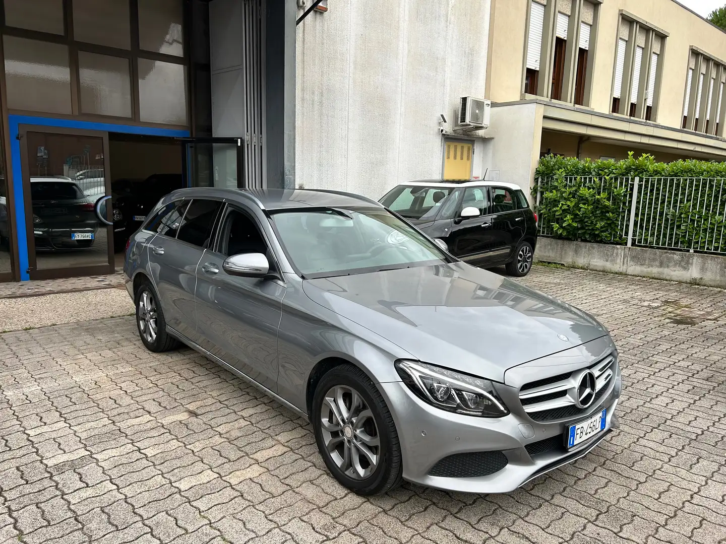 Mercedes-Benz C 250 Classe C-S205 2014 SW Premium 4matic auto Grau - 2