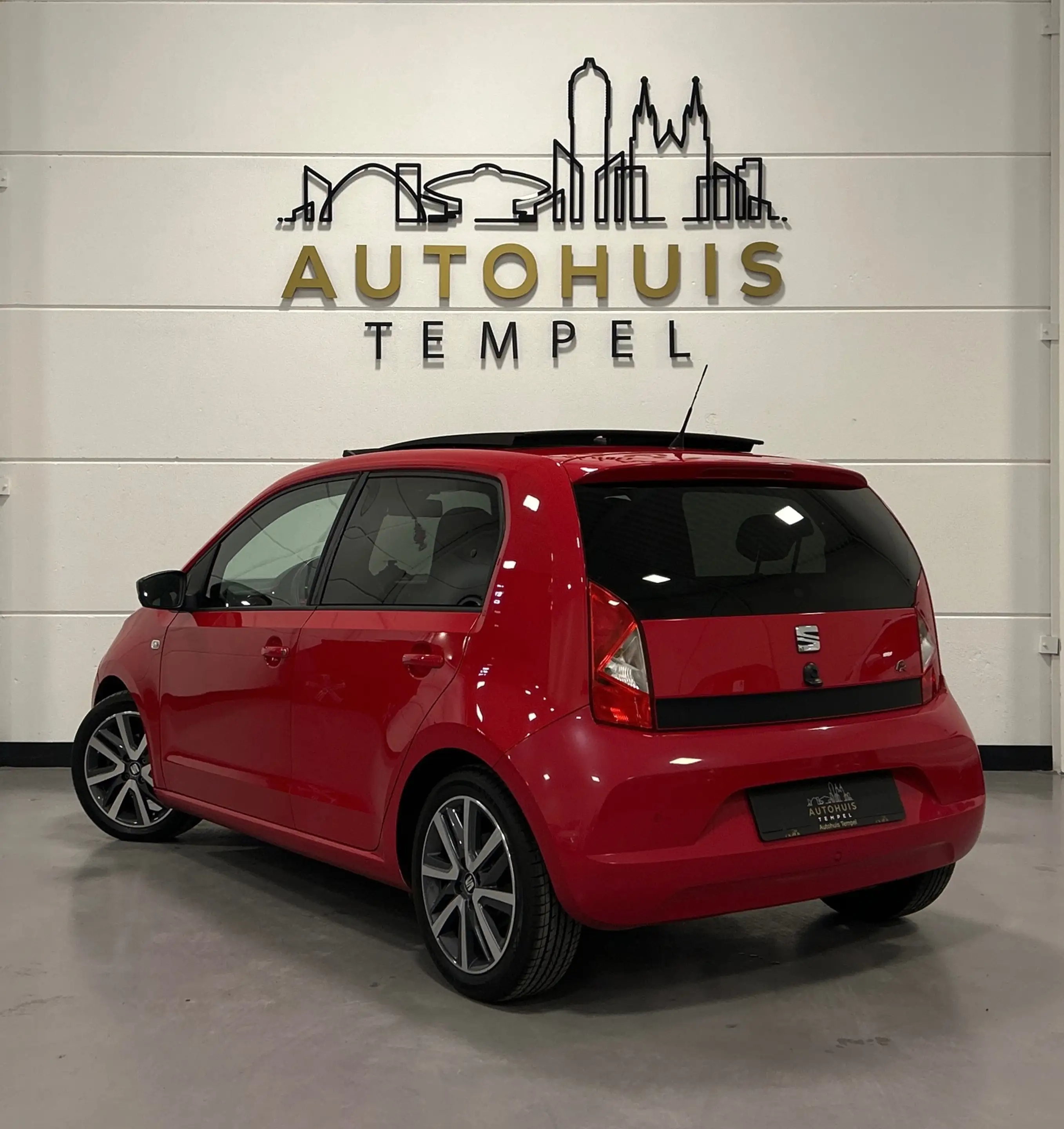 SEAT Mii 1.0 FR Connect Nap Automaat Fr Line Pdc Panoramada — photo 4