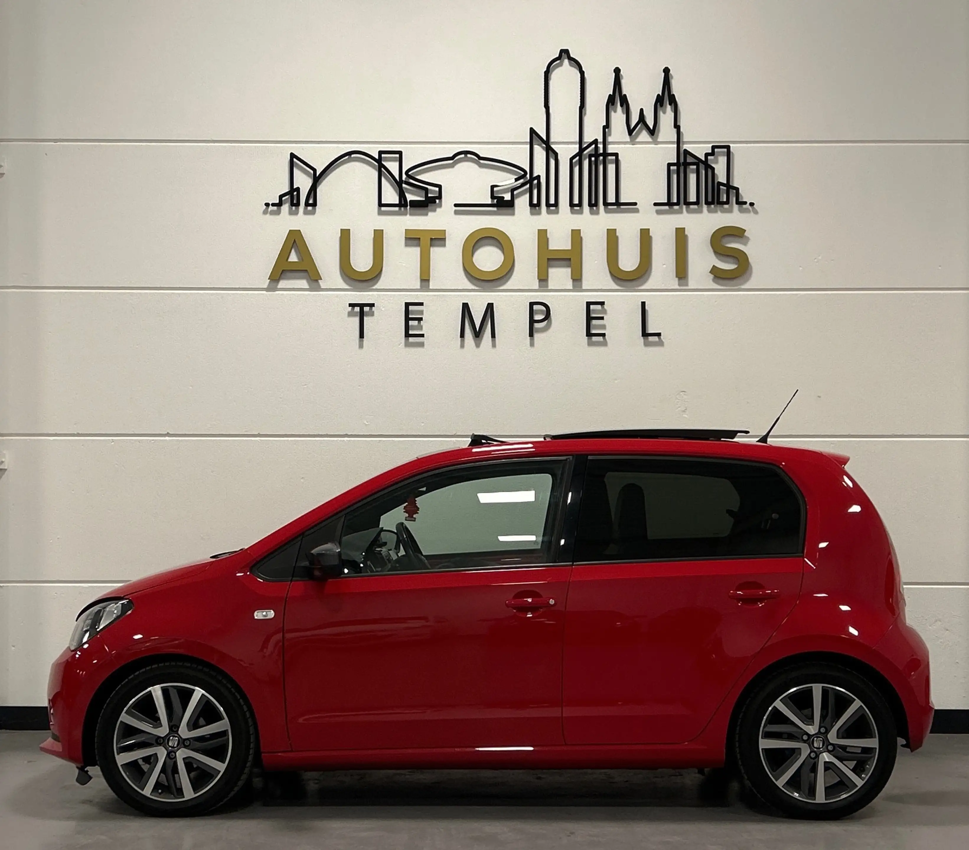 SEAT Mii 1.0 FR Connect Nap Automaat Fr Line Pdc Panoramada — photo 5