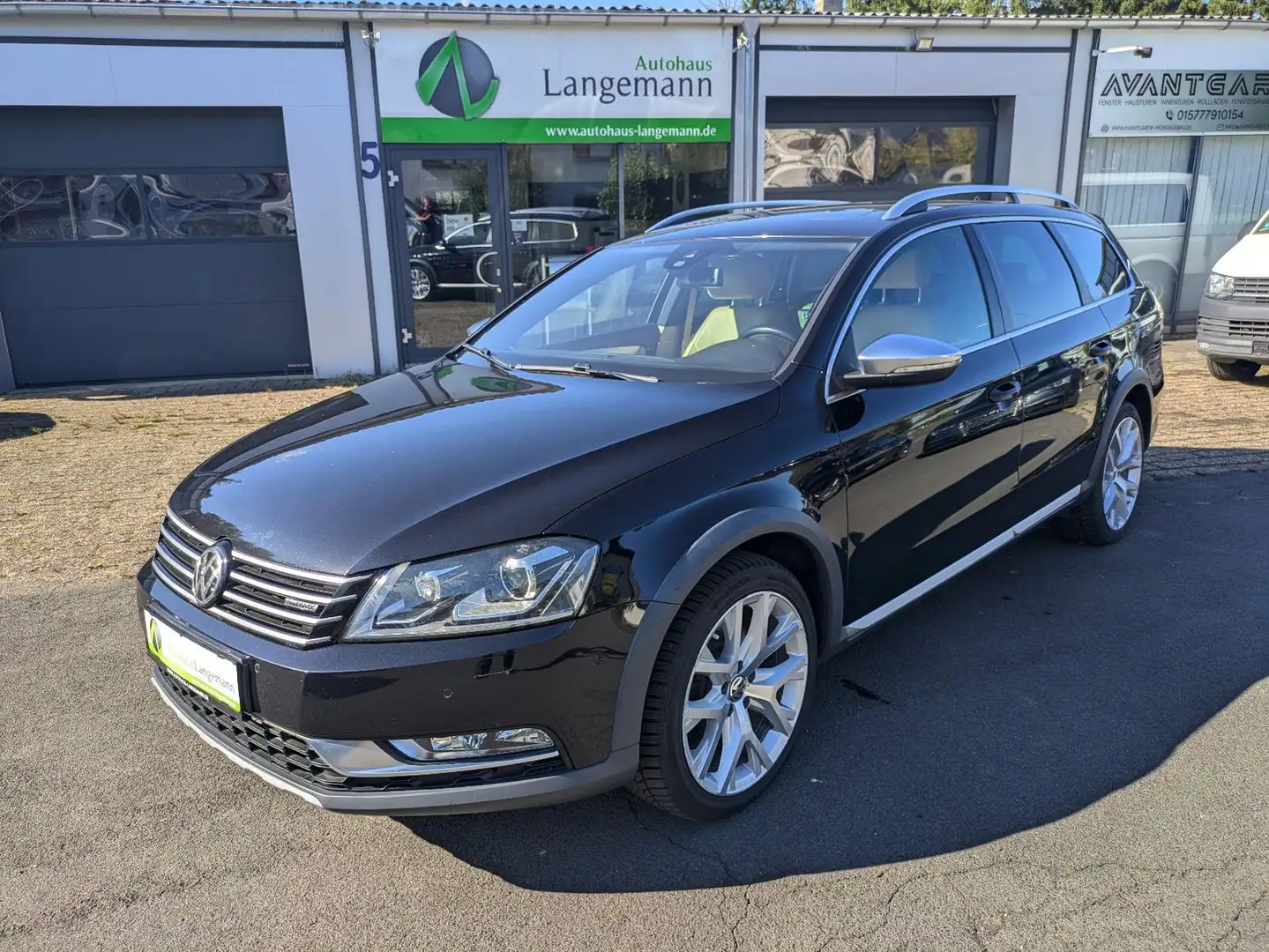Volkswagen Passat Alltrack 4Motion XENON STANDHZ. PANORAMA Schwarz - 1