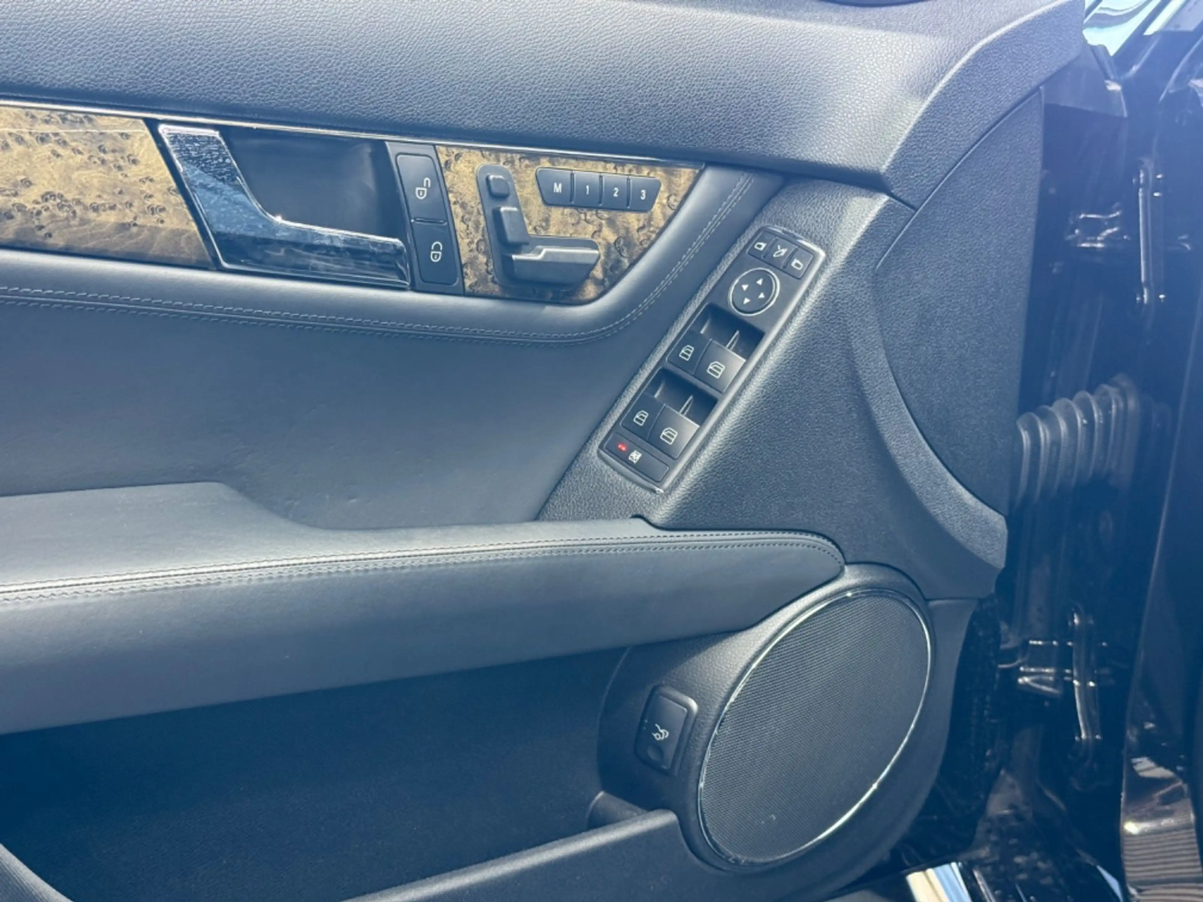 Mercedes-Benz C 63 AMG Kamera/Memory/S-Dach/InnotechAGA/Carbon — photo 12