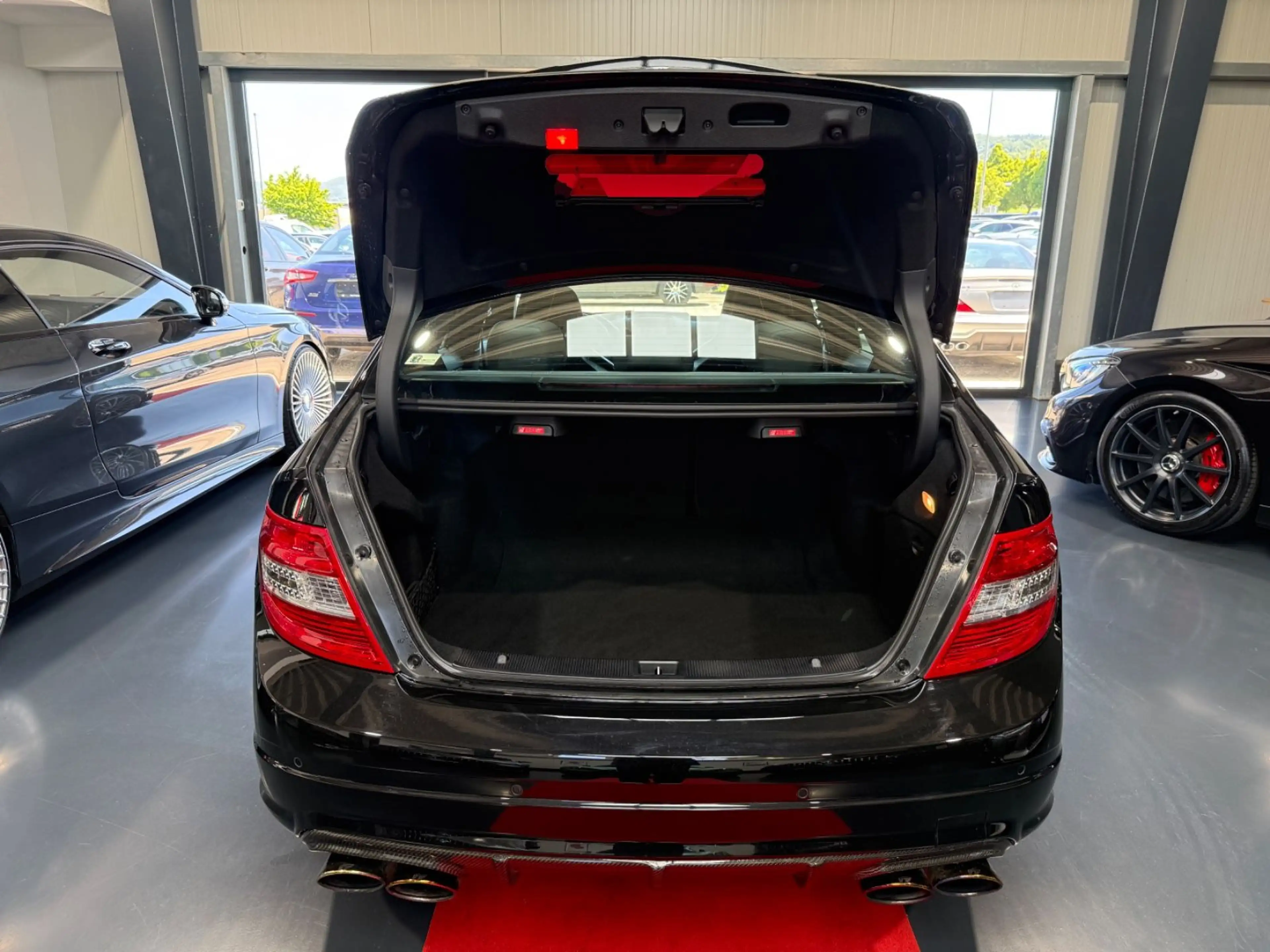 Mercedes-Benz C 63 AMG Kamera/Memory/S-Dach/InnotechAGA/Carbon — photo 7