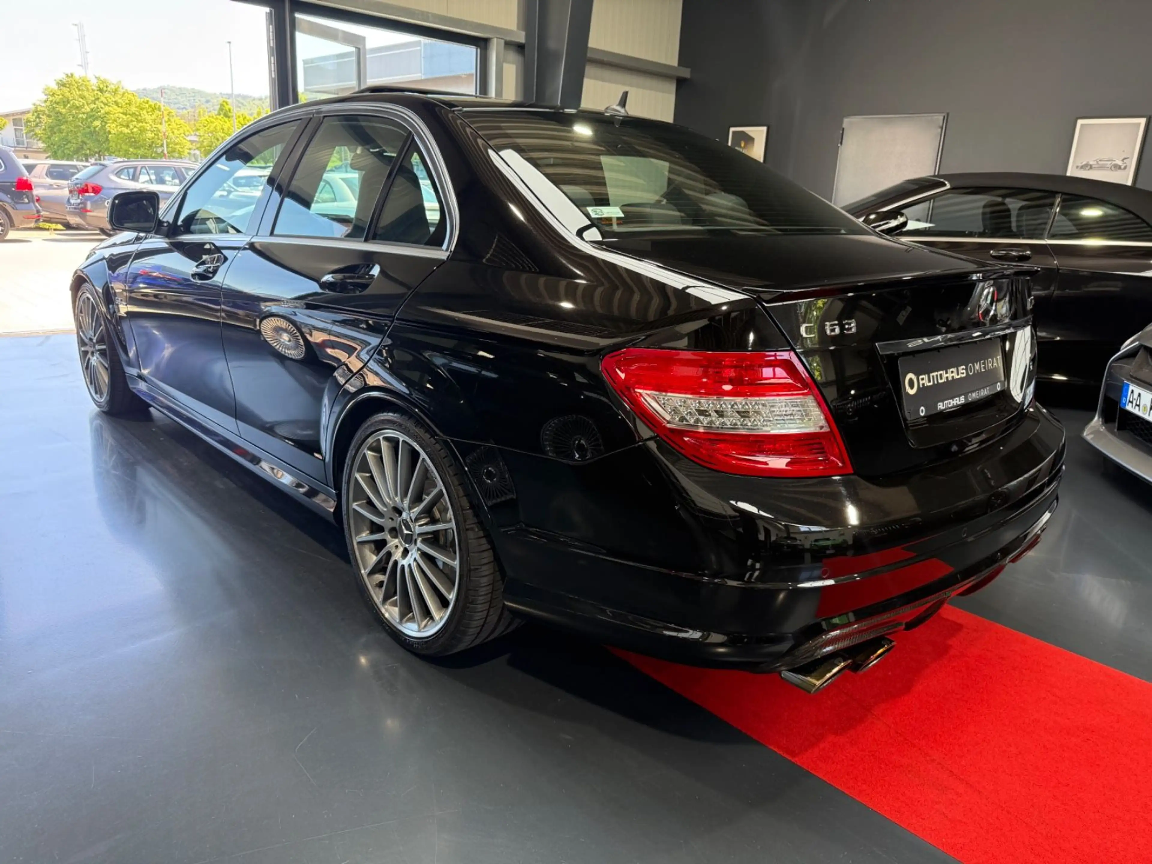 Mercedes-Benz C 63 AMG Kamera/Memory/S-Dach/InnotechAGA/Carbon — photo 8
