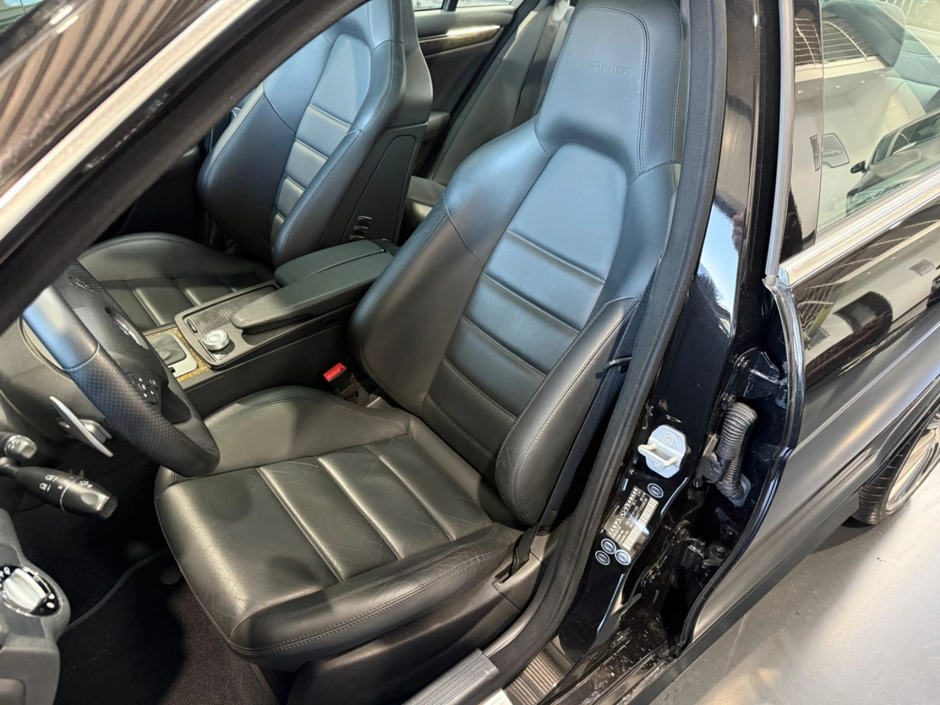 Mercedes-Benz C 63 AMG Kamera/Memory/S-Dach/InnotechAGA/Carbon — photo 11