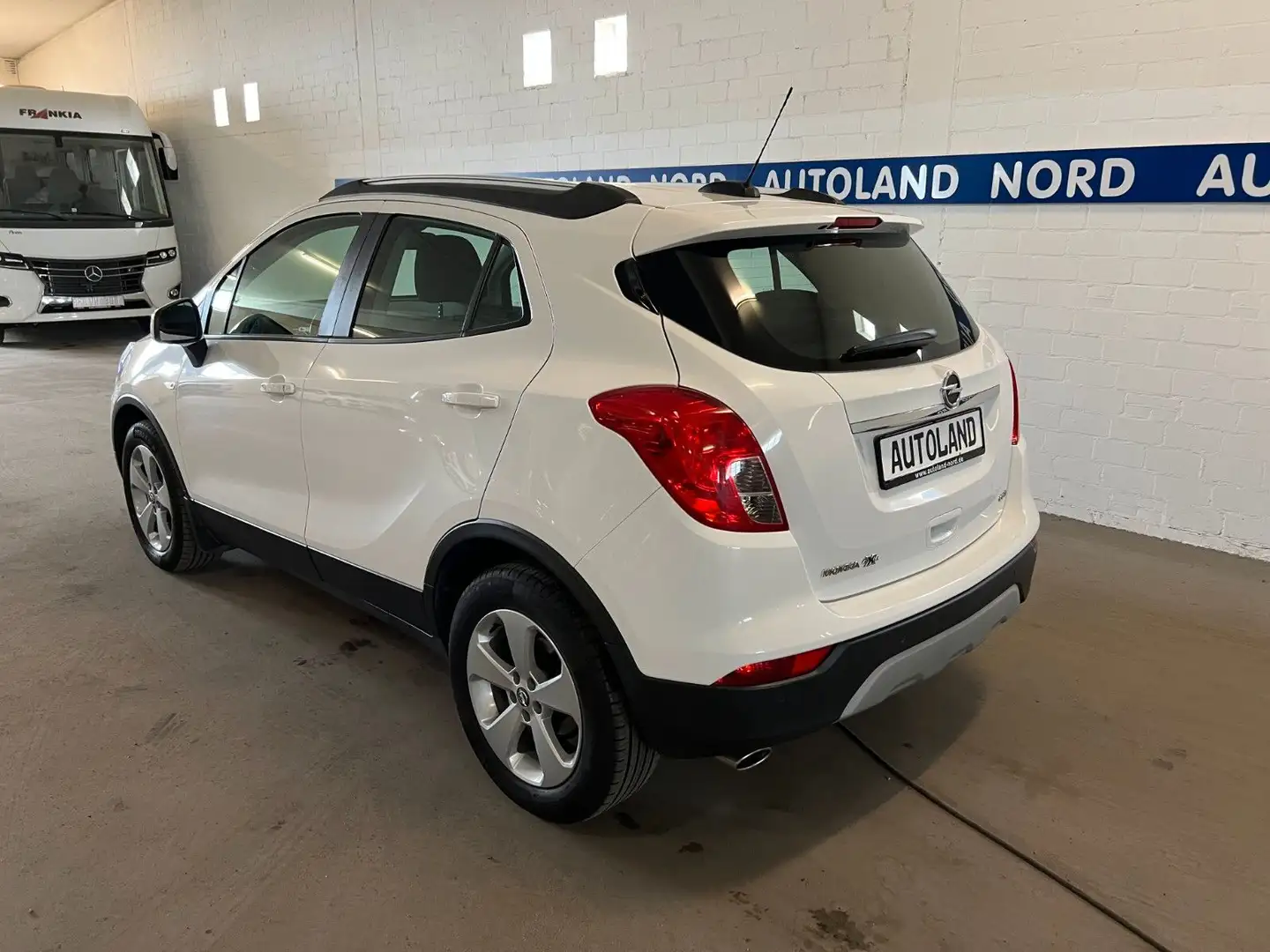 Opel Mokka X 1.6CDTI 4x4 Allrad*PDC*Tempo*vollService Weiß - 2