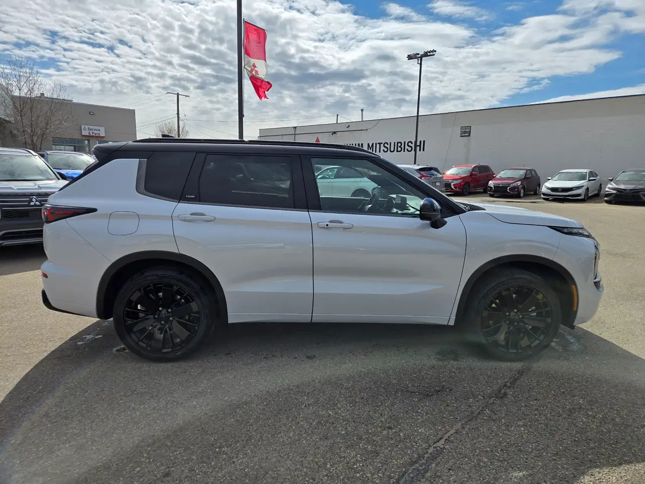 Mitsubishi Outlander снимка Mitsubishi Outlander