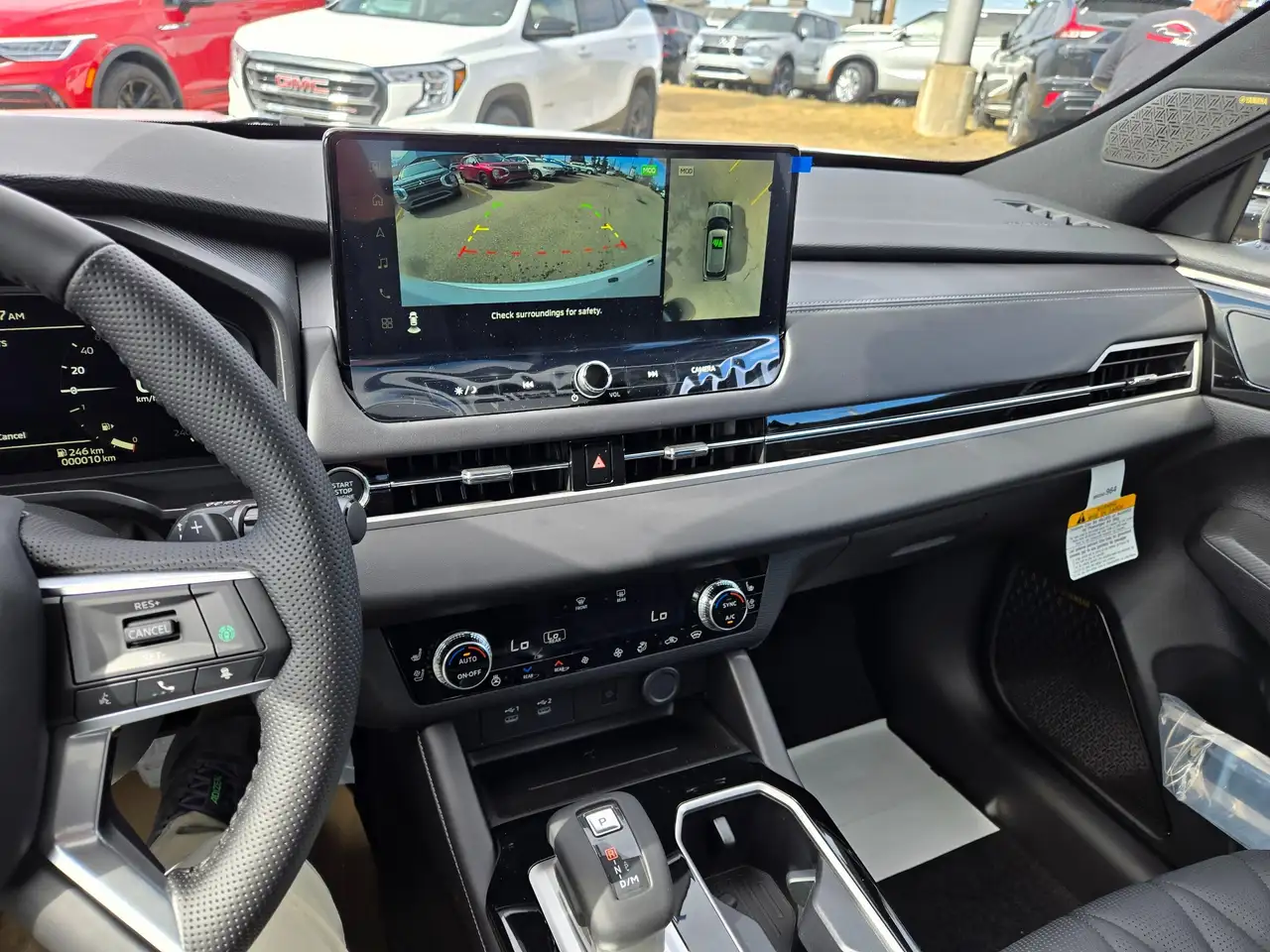 Mitsubishi Outlander снимка Mitsubishi Outlander