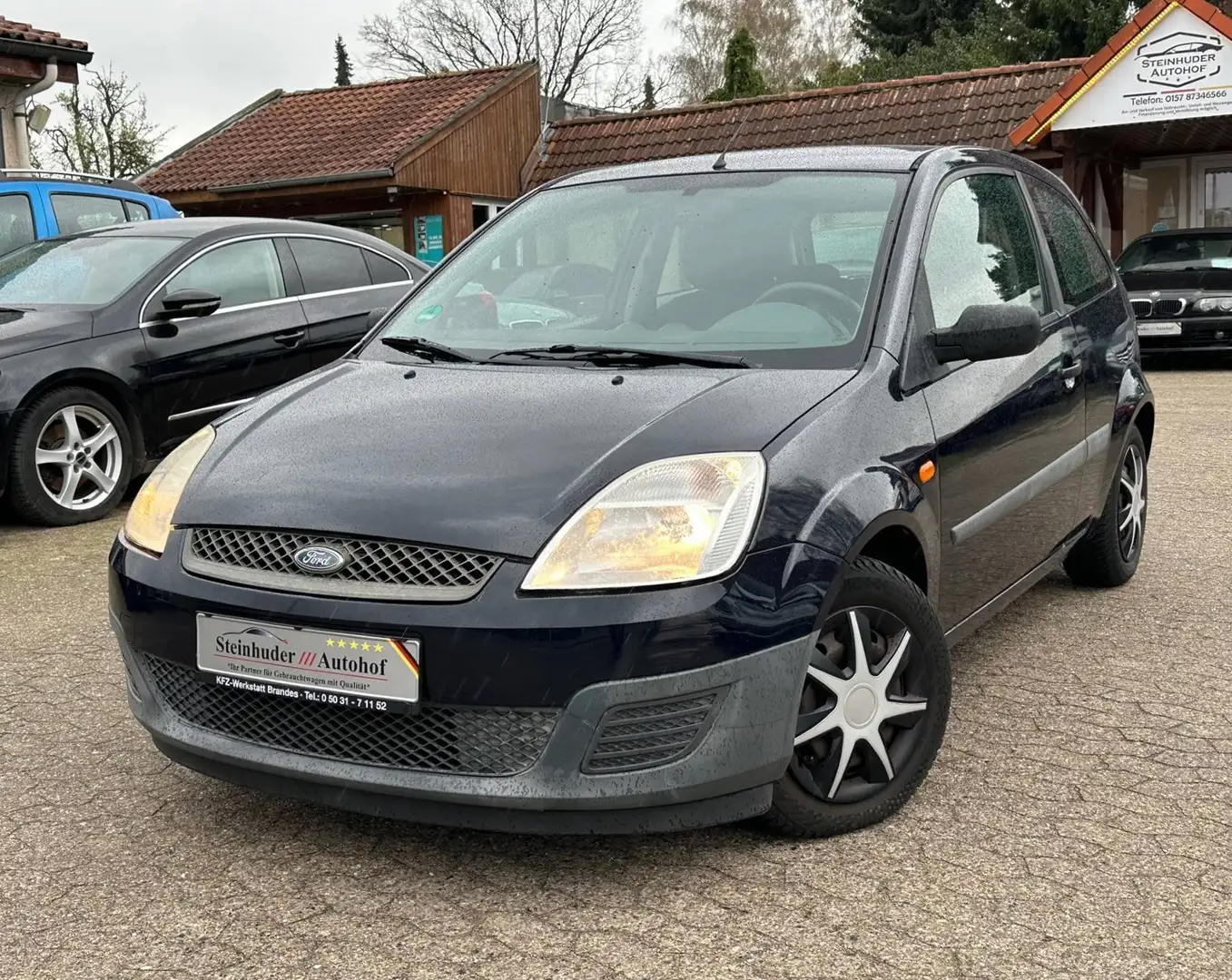 Ford Fiesta Ambiente TÜV NEU Azul - 1