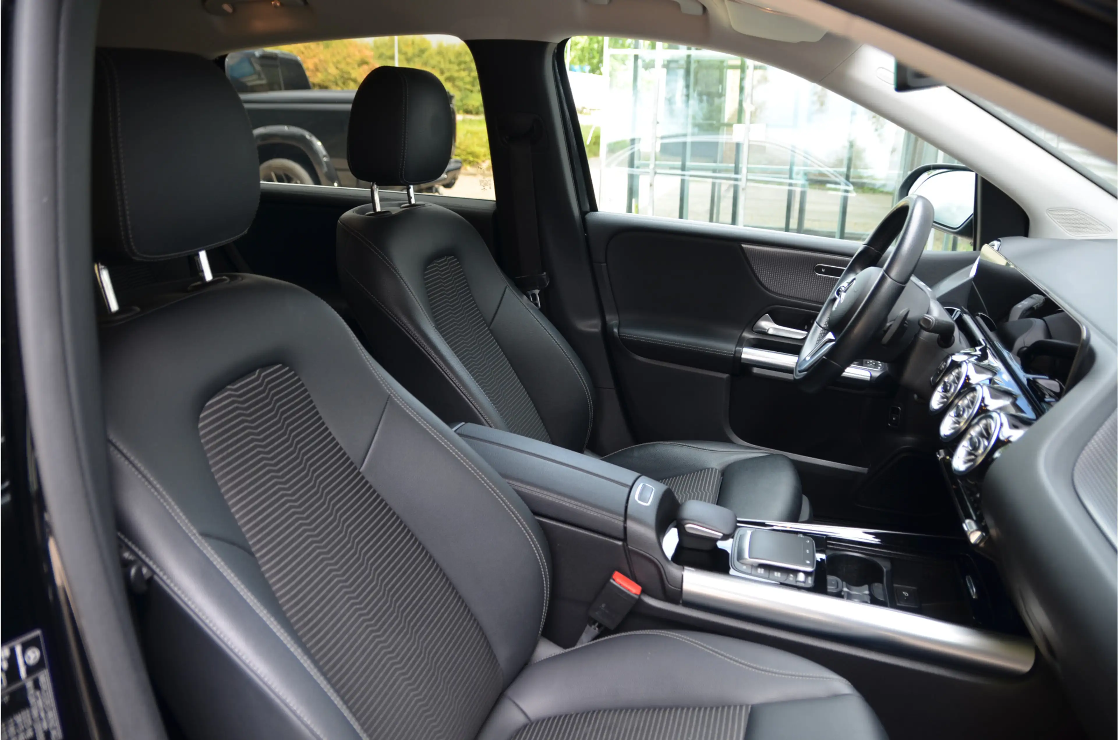 Mercedes-Benz B 250 e PHEV, groot scherm! — photo 2