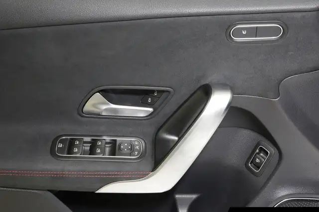 Mercedes-Benz A-Class view 14