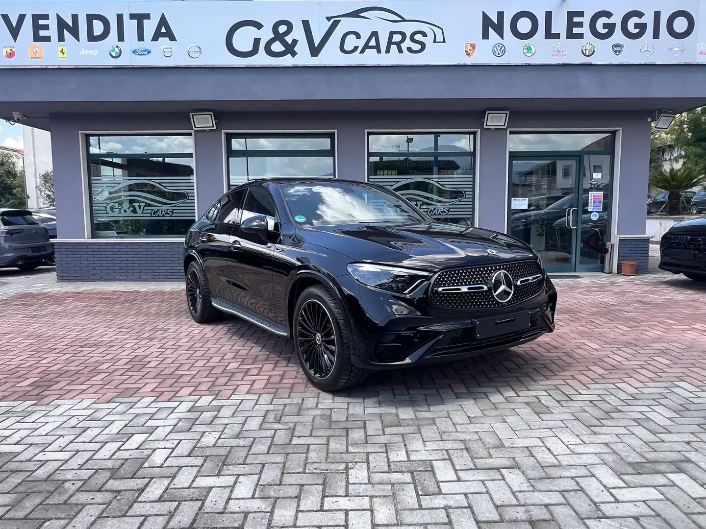 Mercedes-Benz GLC 220 D ACCONTO €25.900 NOLEGGIO RISCATTO NO SCORING Noir - 1