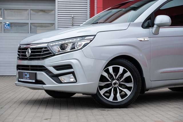 SsangYong Rodius Crystal Plus 2WD/Tempomat/PDC/Model 2019