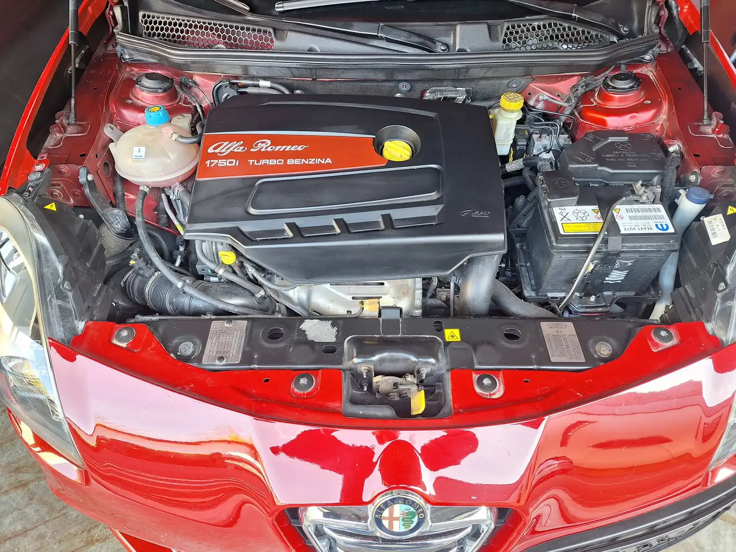 Alfa Romeo Giulietta Giulietta 1750 TBi Quadrifoglio Verde Verde Rot - 1