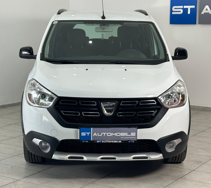 Dacia Lodgy 1.3 TCe Celebration // 1.BESITZ // 7-SITZER // — photo 4