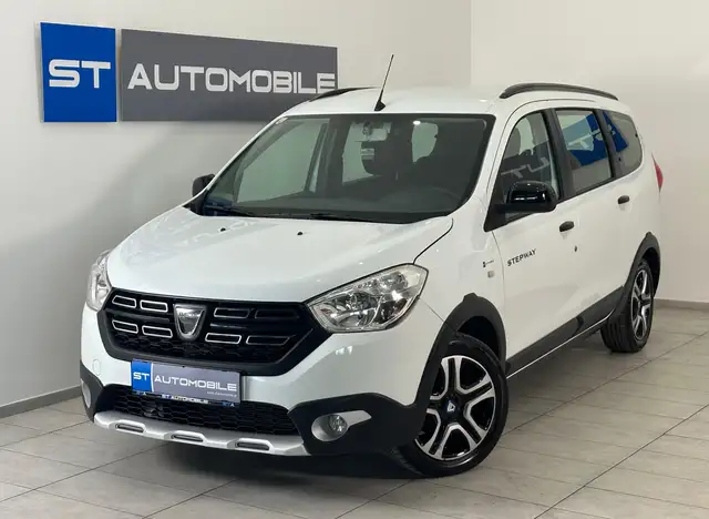 Dacia Lodgy 1.3 TCe Celebration // 1.BESITZ // 7-SITZER //