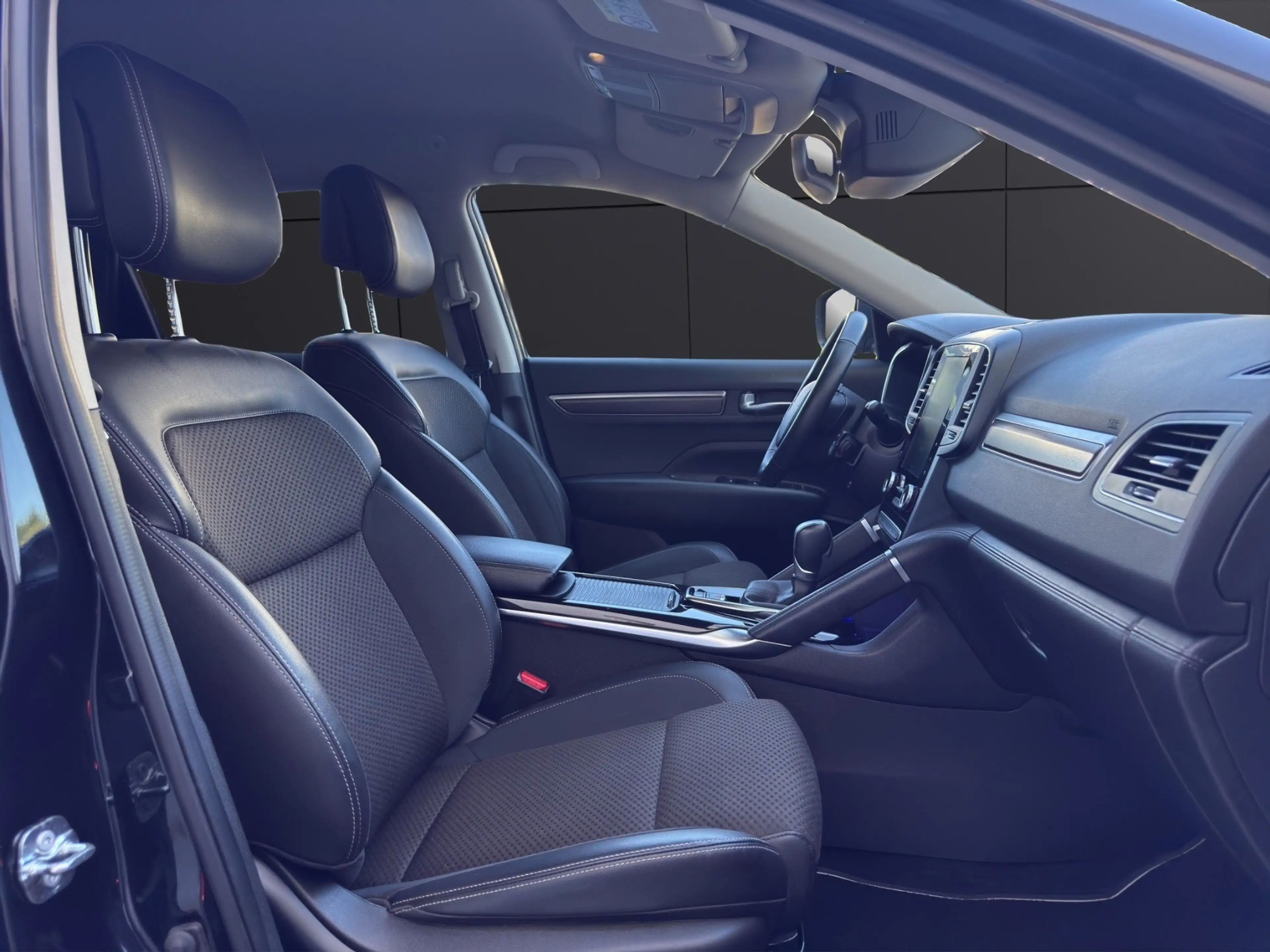 Renault Koleos Limited ENERGY dCi 175 4WD X-tronic Allrad Navi Rückfahrkamera — photo 6