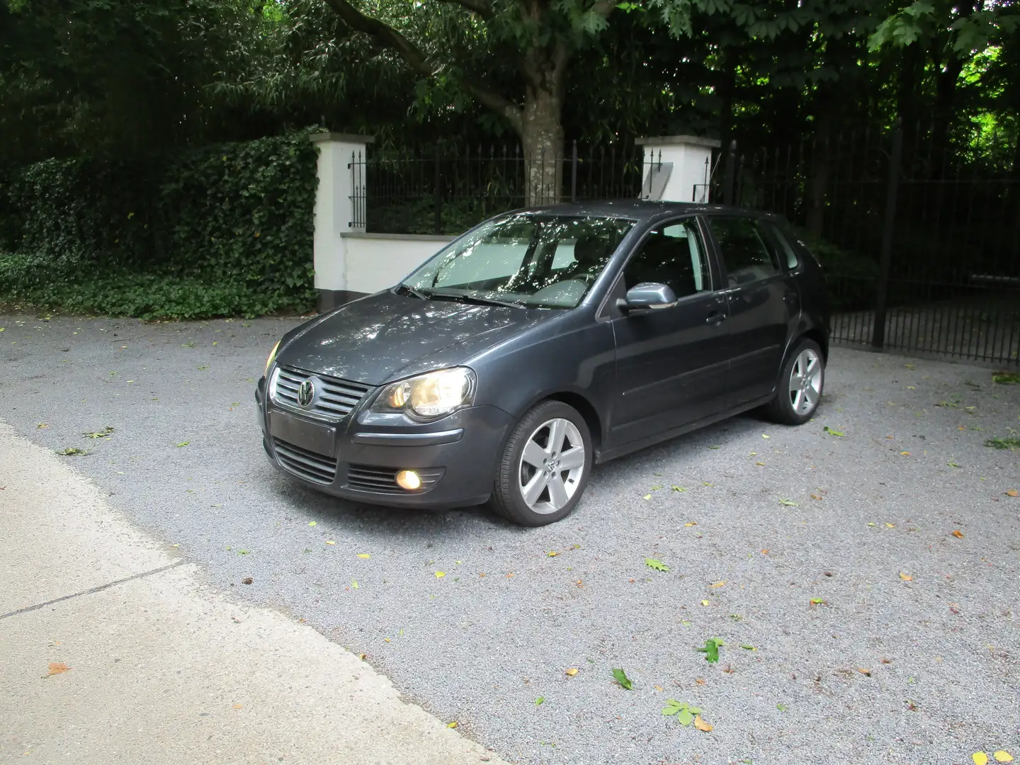 Volkswagen Polo Polo 1.2 Sportline  GT   50.000KM + CAR PASS. Gris - 1