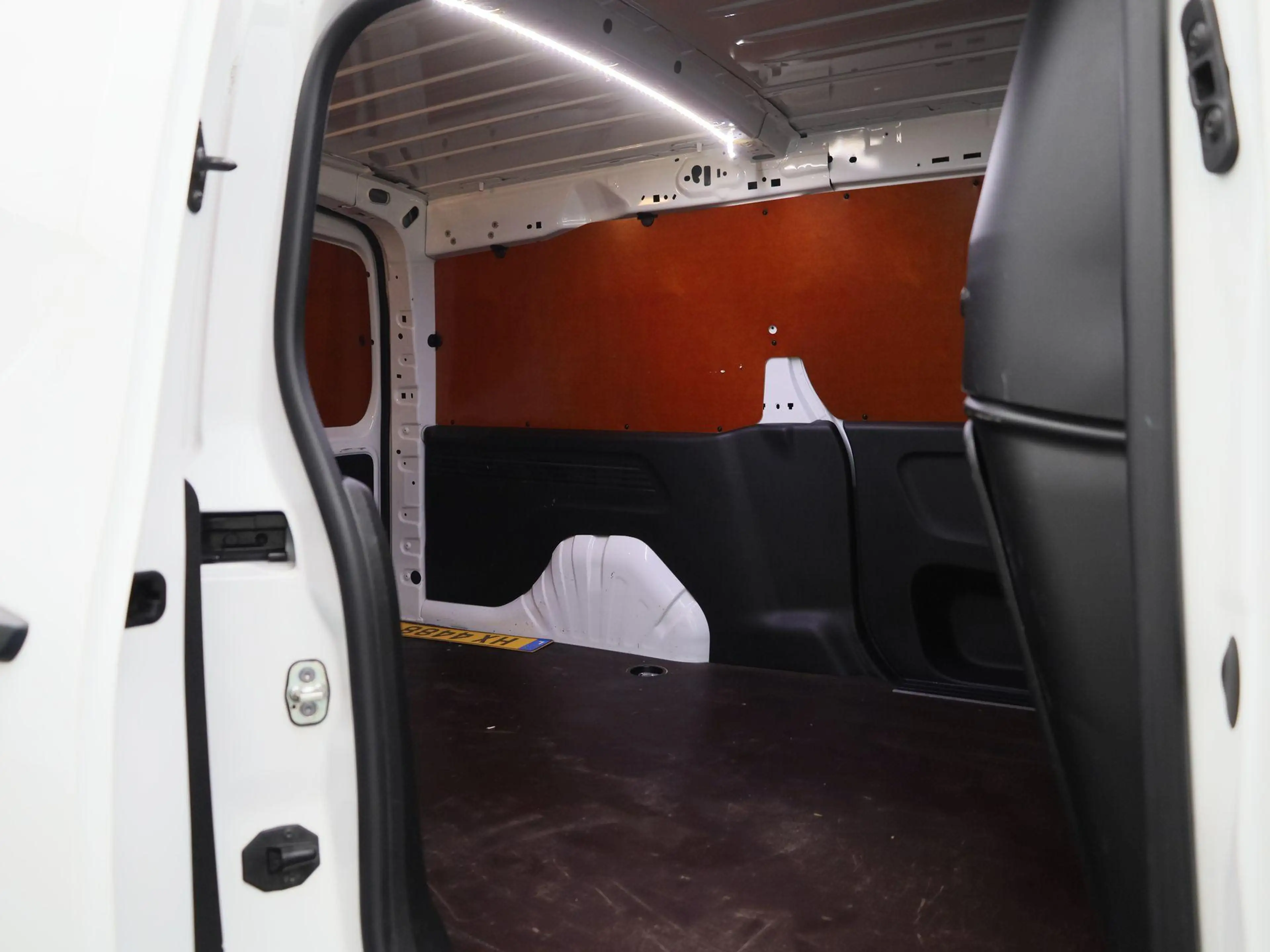 Opel Combo 1.5 Turbo 75kW L2H1 Edition | PDC A | Bluetooth | — photo 13