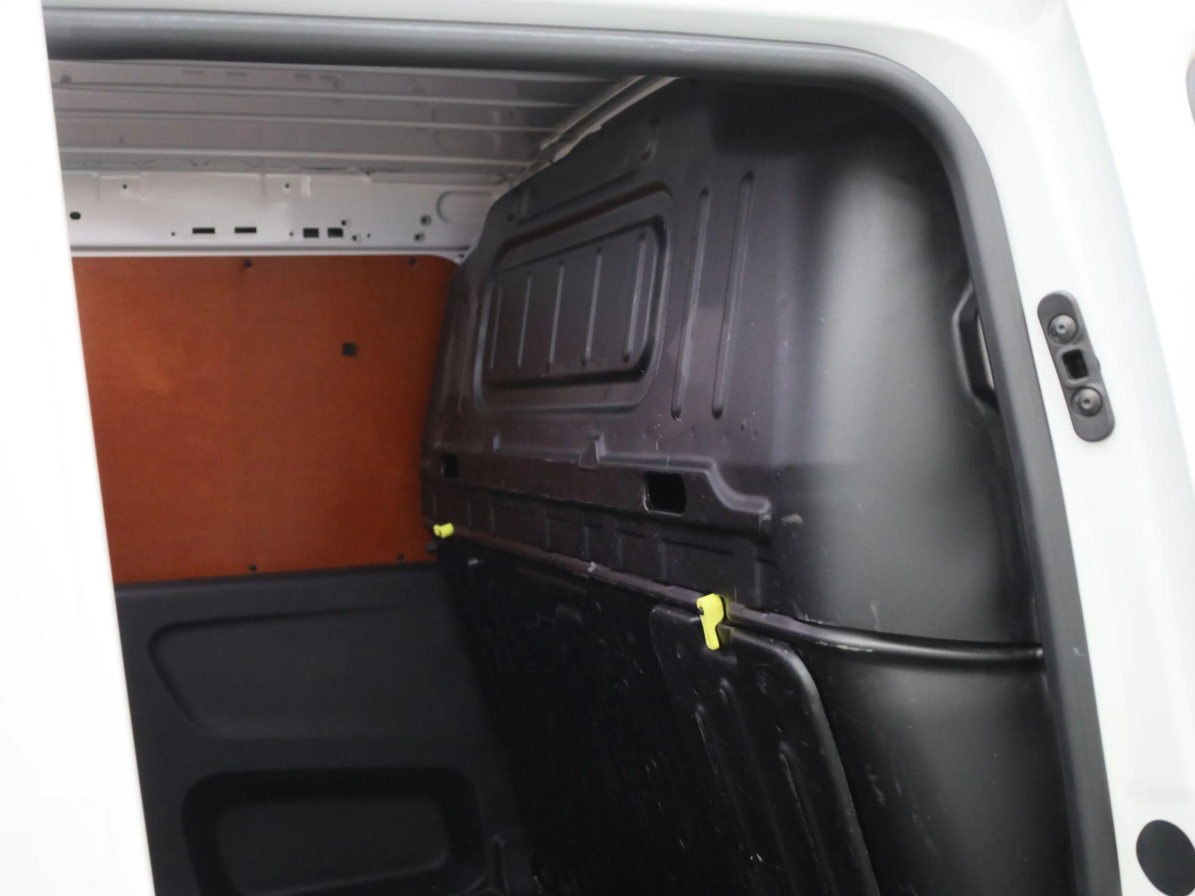 Opel Combo 1.5 Turbo 75kW L2H1 Edition | PDC A | Bluetooth | — photo 14