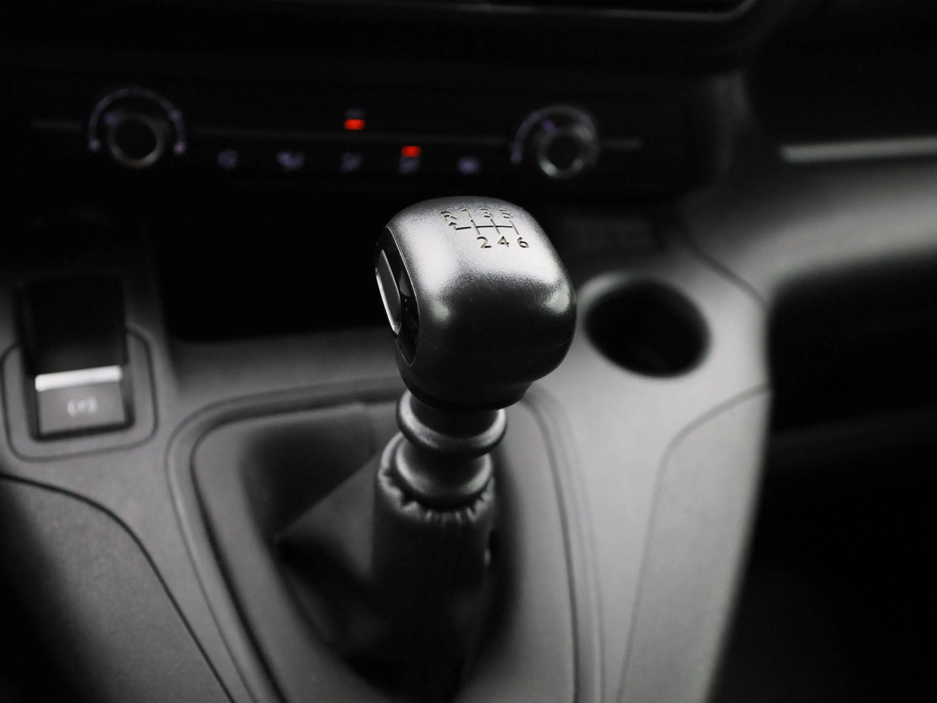 Opel Combo 1.5 Turbo 75kW L2H1 Edition | PDC A | Bluetooth | — photo 9