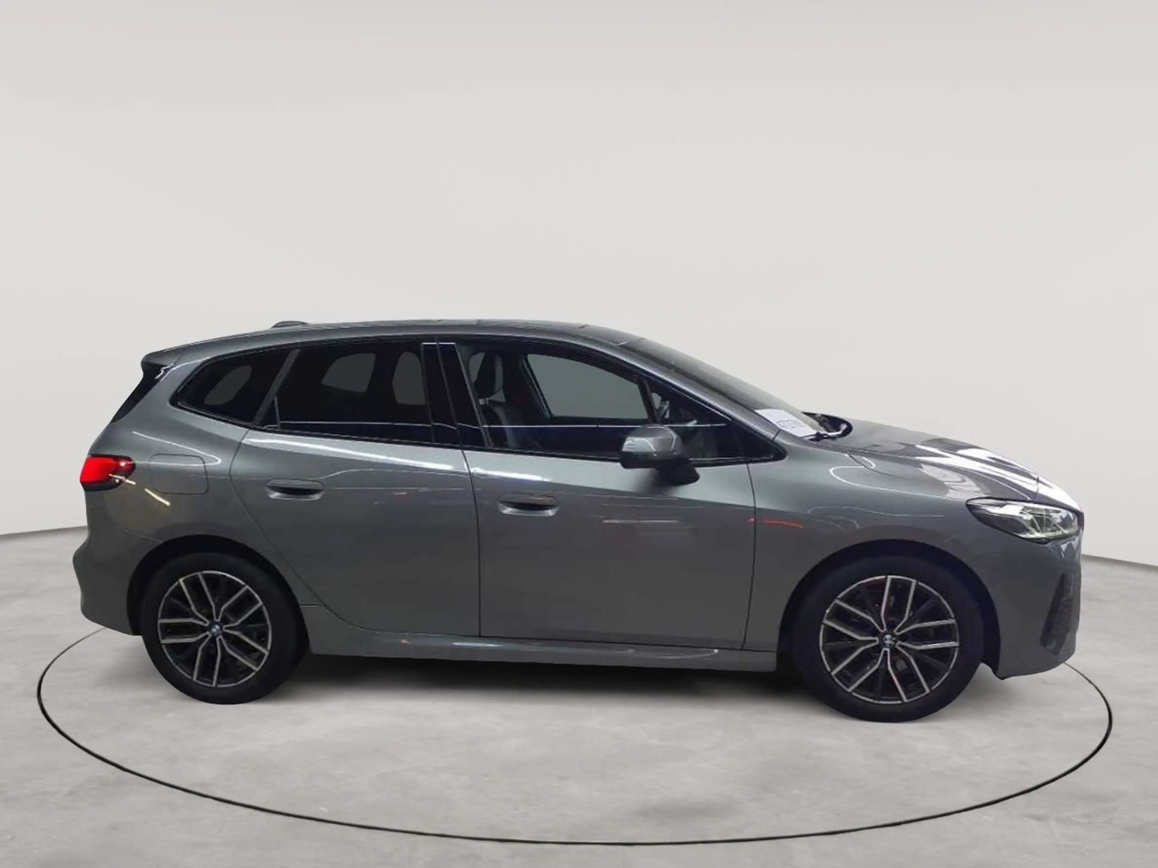 BMW 218 218d Active Tourer Aut. M Sport Navi Pano H&K — photo 3